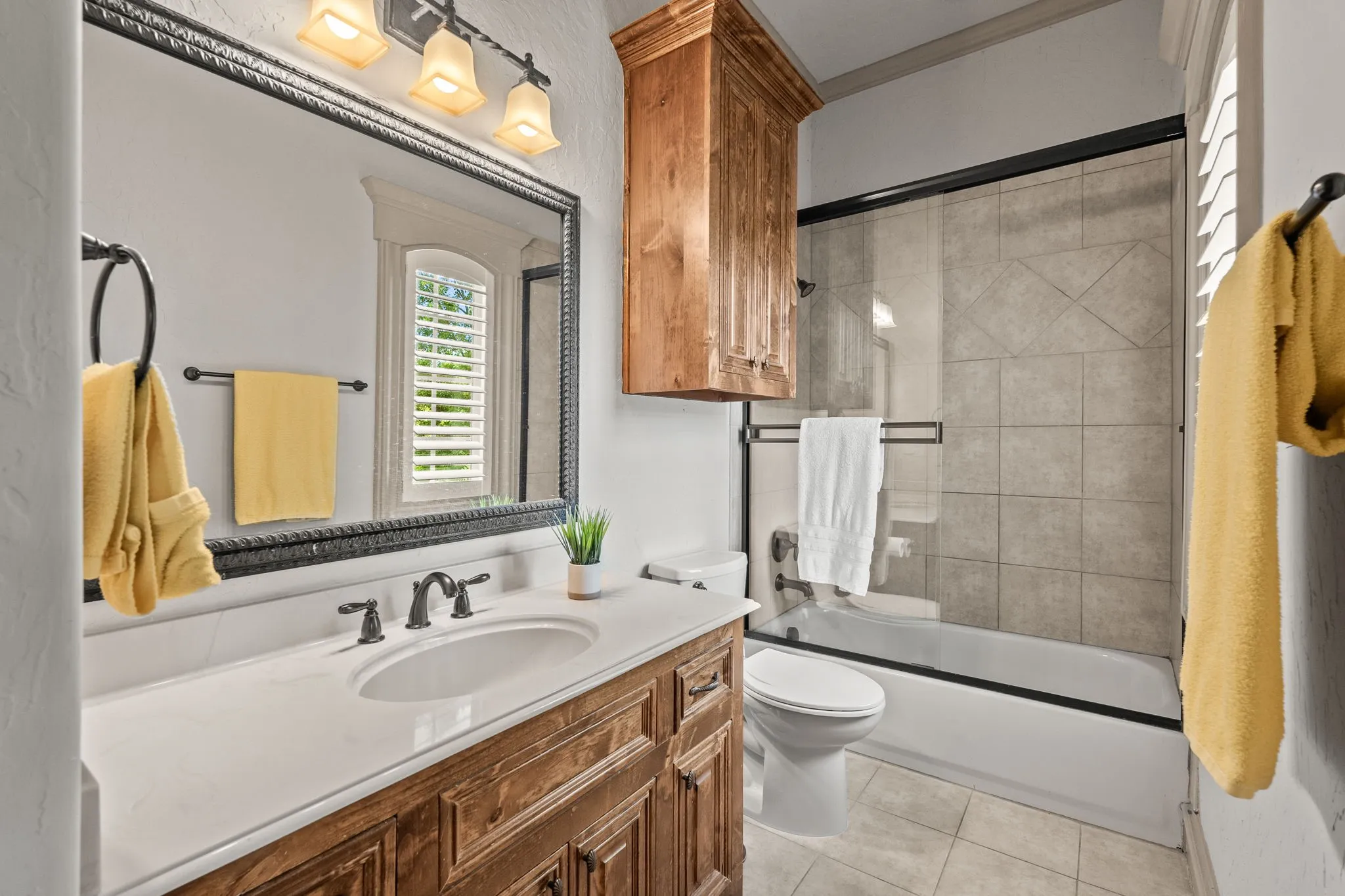 Single Family Residence For Sale in Collin County , 5412 Oakfield Drive, Mc Kinney, Texas 75071, 5 Bedroom, 7 Bathroom, 5 Garage spaces, 6,586 Sqft, built in 2008, Preowned, mls#21241925, Real Estate Agent in Mc Kinney, Homes For Sale in Collin county, Homes For Sale in Mc Kinney, Realtor in Mc Kinney Texas, Real Estate Brokerage Independent Realty Texas, Luminita Cordes Realtor