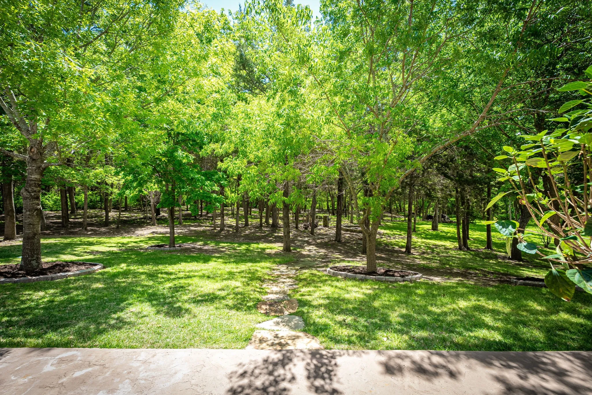 Single Family Residence For Sale in Collin County , 5412 Oakfield Drive, Mc Kinney, Texas 75071, 5 Bedroom, 7 Bathroom, 5 Garage spaces, 6,586 Sqft, built in 2008, Preowned, mls#21241925, Real Estate Agent in Mc Kinney, Homes For Sale in Collin county, Homes For Sale in Mc Kinney, Realtor in Mc Kinney Texas, Real Estate Brokerage Independent Realty Texas, Luminita Cordes Realtor
