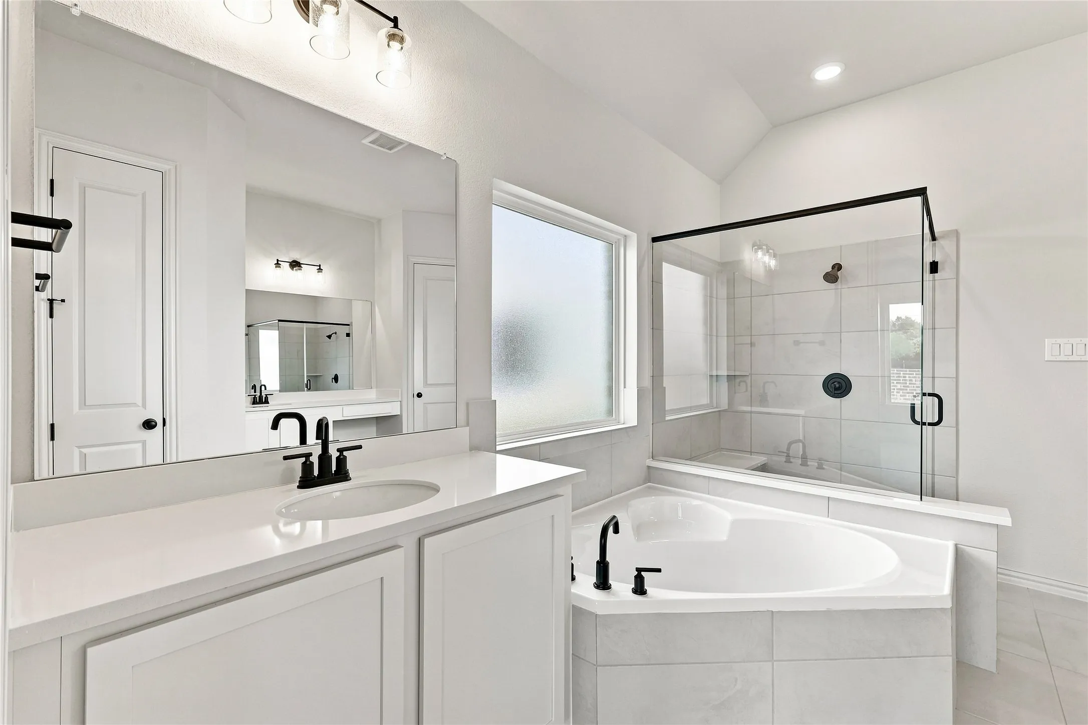 Single Family Residence For Sale in Denton County , 2804 Alcove Lane, Corinth, Texas 76210, 4 Bedroom, 4 Bathroom, 2 Garage spaces, 3,064 Sqft, built in 2026, New Construction - Incomplete, mls#21242218, Real Estate Agent in Corinth, Homes For Sale in Denton county, Homes For Sale in Corinth, Realtor in Corinth Texas, Real Estate Brokerage Independent Realty Texas, Luminita Cordes Realtor