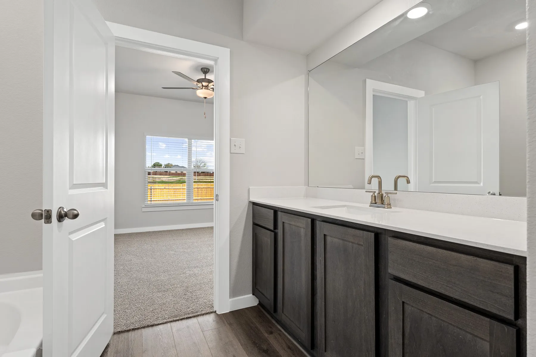 Single Family Residence For Sale in Dallas County , 724 Layton Court, Seagoville, Texas 75159, 5 Bedroom, 3 Bathroom, 2 Garage spaces, 2,733 Sqft, built in 2026, New Construction - Complete, mls#21243279, Real Estate Agent in Seagoville, Homes For Sale in Dallas county, Homes For Sale in Seagoville, Realtor in Seagoville Texas, Real Estate Brokerage Independent Realty Texas, Luminita Cordes Realtor