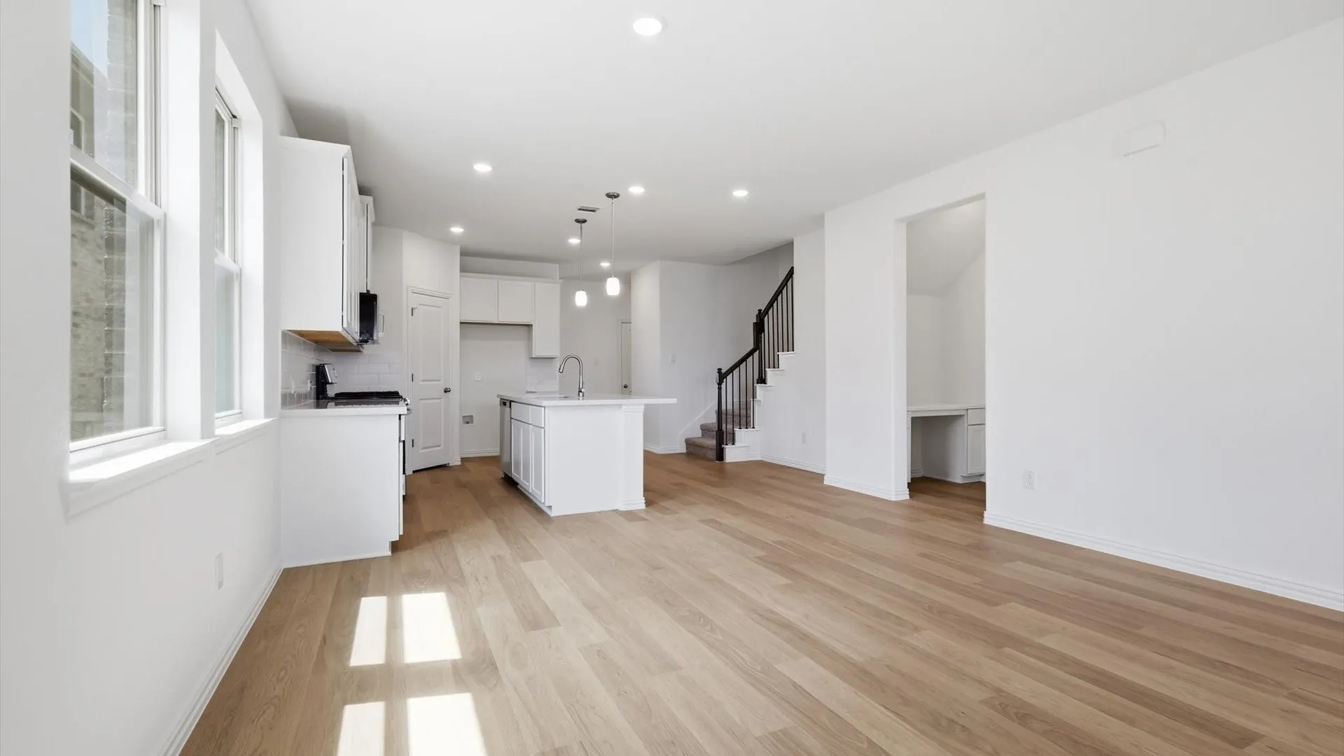 Single Family Residence For Sale in Collin County , 818 Antioch Drive, Princeton, Texas 75071, 4 Bedroom, 4 Bathroom, 2 Garage spaces, 2,684 Sqft, built in 2026, New Construction - Incomplete, mls#21242542, Real Estate Agent in Princeton, Homes For Sale in Collin county, Homes For Sale in Princeton, Realtor in Princeton Texas, Real Estate Brokerage Independent Realty Texas, Luminita Cordes Realtor