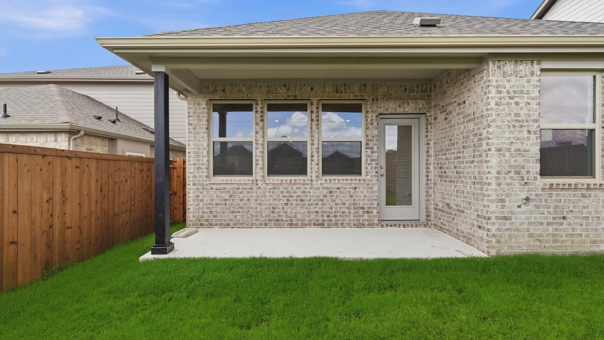 Single Family Residence For Sale in Collin County , 818 Antioch Drive, Princeton, Texas 75071, 4 Bedroom, 4 Bathroom, 2 Garage spaces, 2,684 Sqft, built in 2026, New Construction - Incomplete, mls#21242542, Real Estate Agent in Princeton, Homes For Sale in Collin county, Homes For Sale in Princeton, Realtor in Princeton Texas, Real Estate Brokerage Independent Realty Texas, Luminita Cordes Realtor