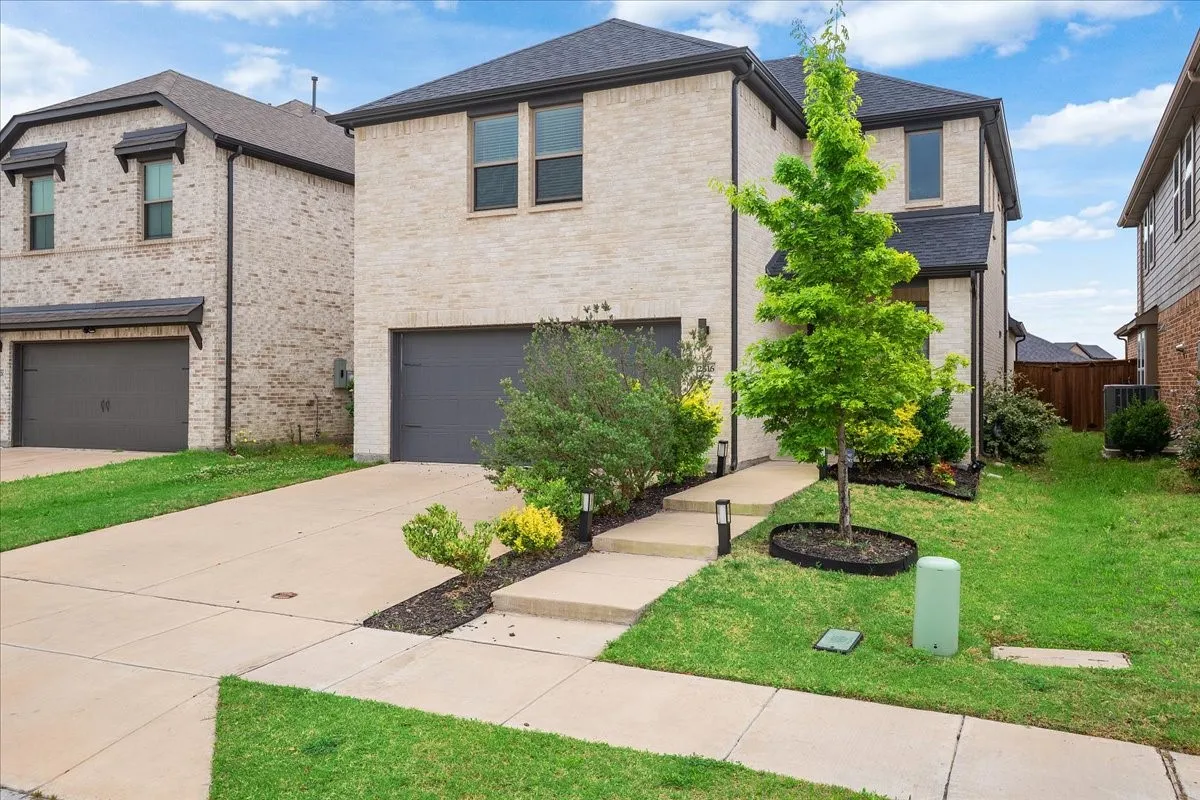 Single Family Residence For Sale in Collin County , 2516 Gaulding Street, Royse City, Texas 75189, 4 Bedroom, 4 Bathroom, 2 Garage spaces, 2,547 Sqft, built in 2022, Preowned, mls#21242735, Real Estate Agent in Royse City, Homes For Sale in Collin county, Homes For Sale in Royse City, Realtor in Royse City Texas, Real Estate Brokerage Independent Realty Texas, Luminita Cordes Realtor