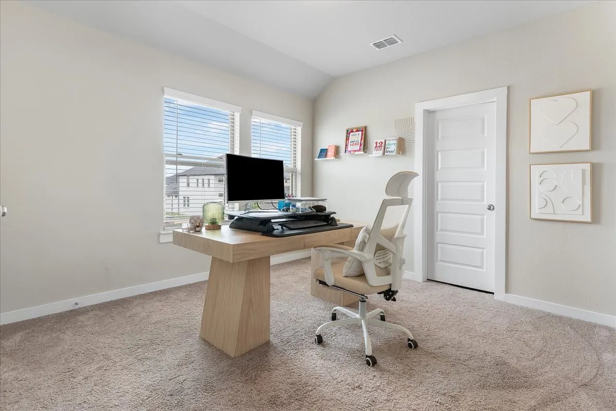 Single Family Residence For Sale in Collin County , 2516 Gaulding Street, Royse City, Texas 75189, 4 Bedroom, 4 Bathroom, 2 Garage spaces, 2,547 Sqft, built in 2022, Preowned, mls#21242735, Real Estate Agent in Royse City, Homes For Sale in Collin county, Homes For Sale in Royse City, Realtor in Royse City Texas, Real Estate Brokerage Independent Realty Texas, Luminita Cordes Realtor