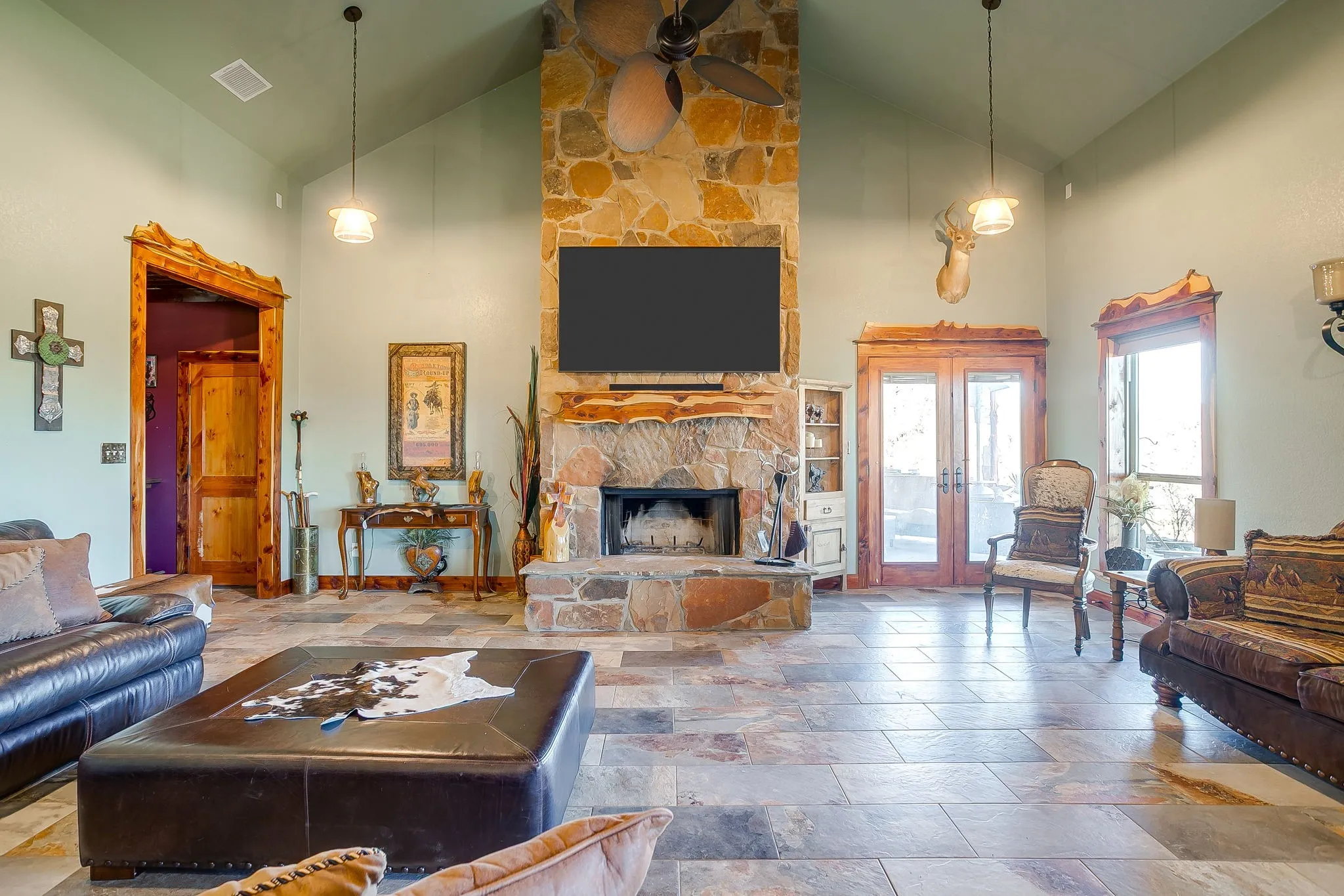 Farm For Sale in Wise County , 141 County Road 4793, Boyd, Texas 76023, 4 Bedroom, 2 Bathroom, 2 Garage spaces, 2,400 Sqft, built in 2000, mls#21242587, Real Estate Agent in Boyd, Homes For Sale in Wise county, Homes For Sale in Boyd, Realtor in Boyd Texas, Real Estate Brokerage Independent Realty Texas, Luminita Cordes Realtor