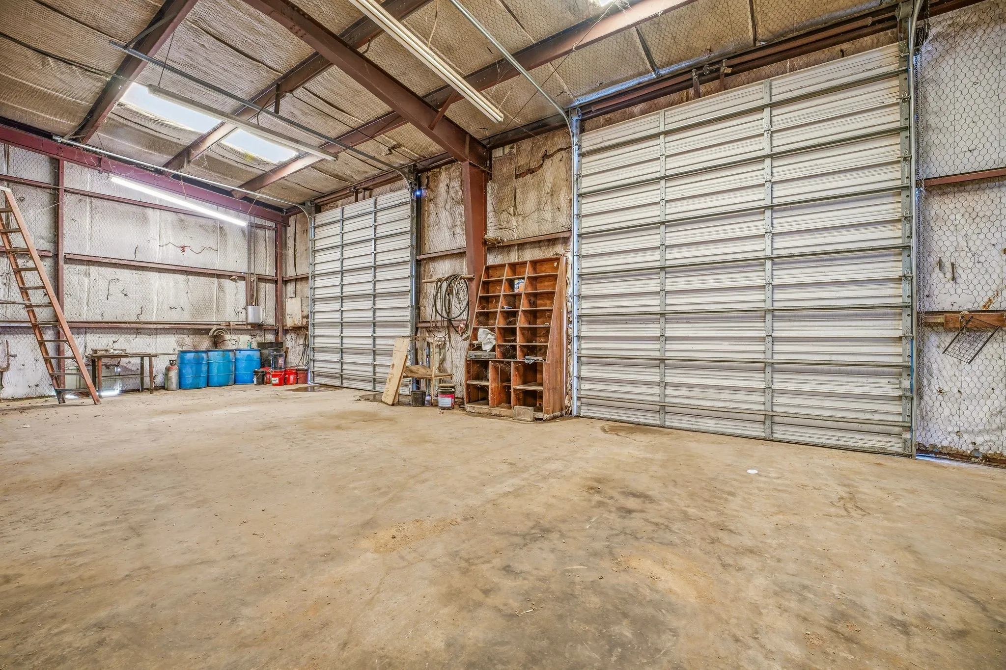 Retail For Sale in Stephens County , 3429 W Walker Street, Breckenridge, Texas 76424, 0, 0, Garage spaces, 0 Sqft, built in 1982, Preowned, mls#21243217, Real Estate Agent in Breckenridge, Homes For Sale in Stephens county, Homes For Sale in Breckenridge, Realtor in Breckenridge Texas, Real Estate Brokerage Independent Realty Texas, Luminita Cordes Realtor
