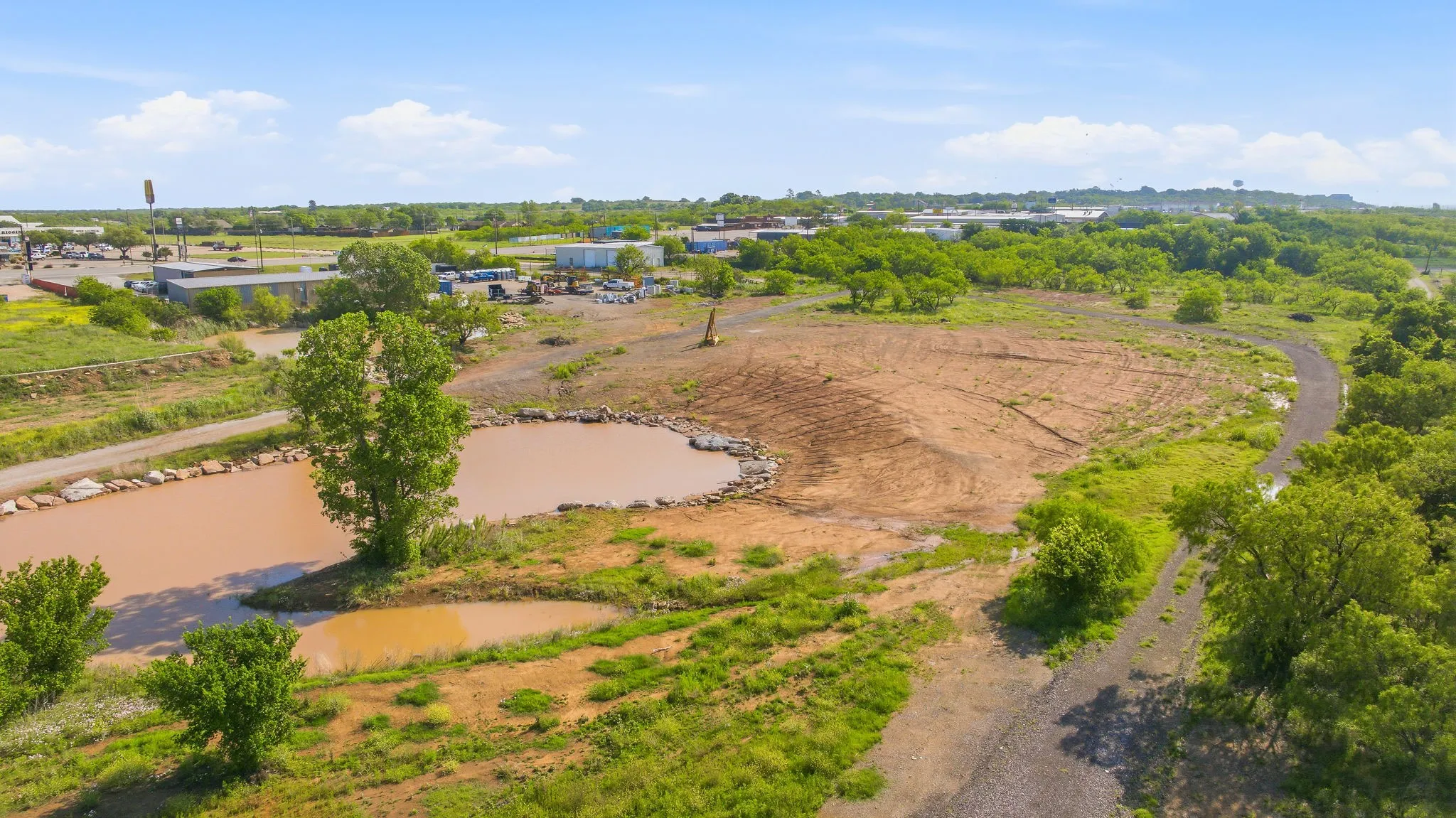 Retail For Sale in Stephens County , 3429 W Walker Street, Breckenridge, Texas 76424, 0, 0, Garage spaces, 0 Sqft, built in 1982, Preowned, mls#21243217, Real Estate Agent in Breckenridge, Homes For Sale in Stephens county, Homes For Sale in Breckenridge, Realtor in Breckenridge Texas, Real Estate Brokerage Independent Realty Texas, Luminita Cordes Realtor