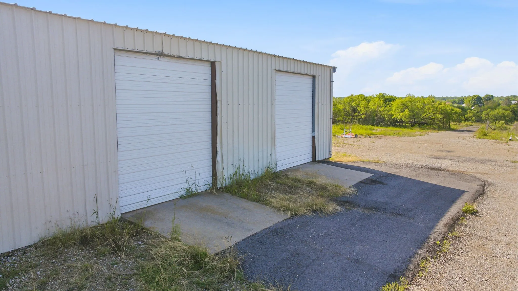 Retail For Sale in Stephens County , 3429 W Walker Street, Breckenridge, Texas 76424, 0, 0, Garage spaces, 0 Sqft, built in 1982, Preowned, mls#21243217, Real Estate Agent in Breckenridge, Homes For Sale in Stephens county, Homes For Sale in Breckenridge, Realtor in Breckenridge Texas, Real Estate Brokerage Independent Realty Texas, Luminita Cordes Realtor