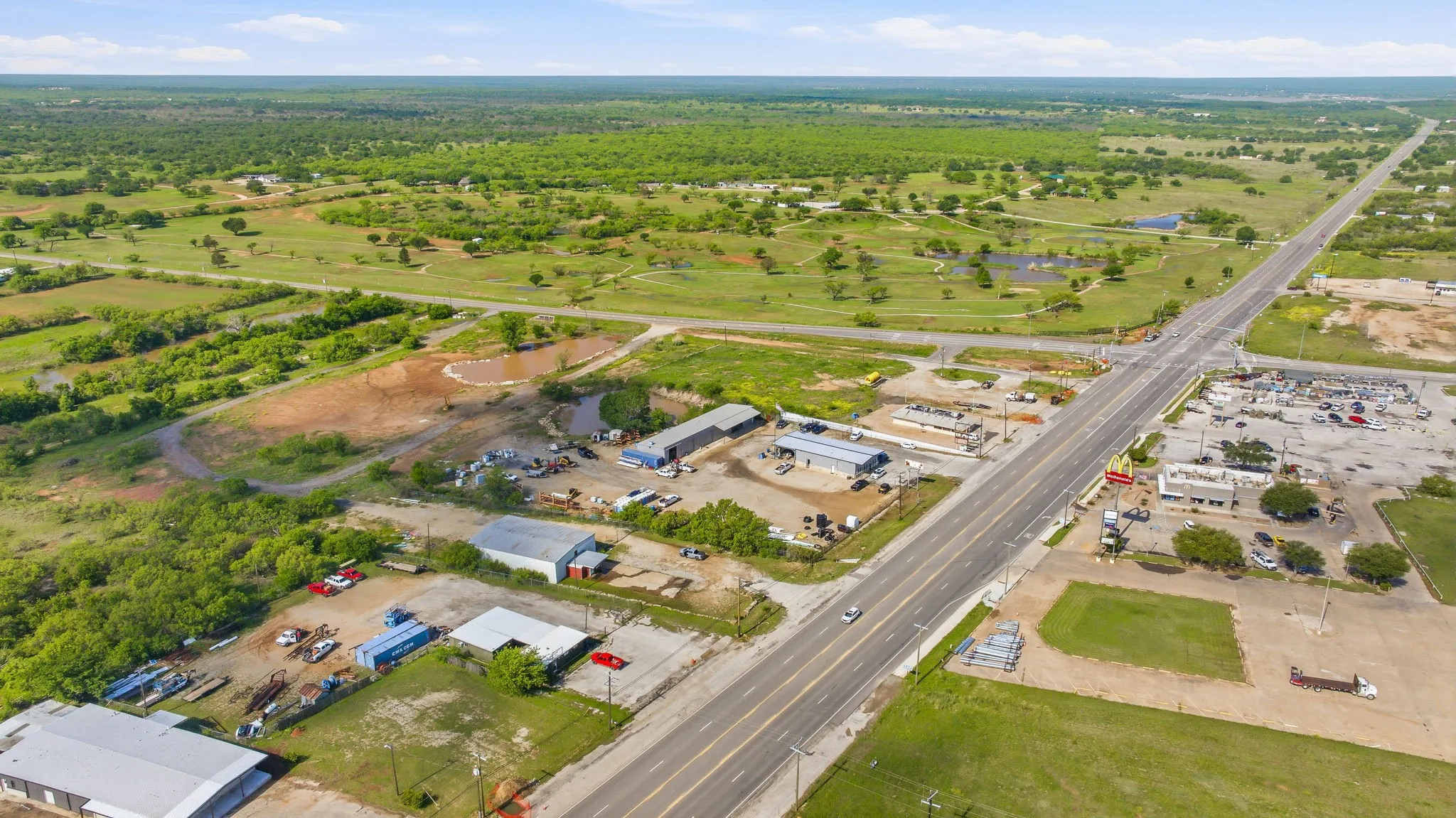 Retail For Sale in Stephens County , 3429 W Walker Street, Breckenridge, Texas 76424, 0, 0, Garage spaces, 0 Sqft, built in 1982, Preowned, mls#21243217, Real Estate Agent in Breckenridge, Homes For Sale in Stephens county, Homes For Sale in Breckenridge, Realtor in Breckenridge Texas, Real Estate Brokerage Independent Realty Texas, Luminita Cordes Realtor