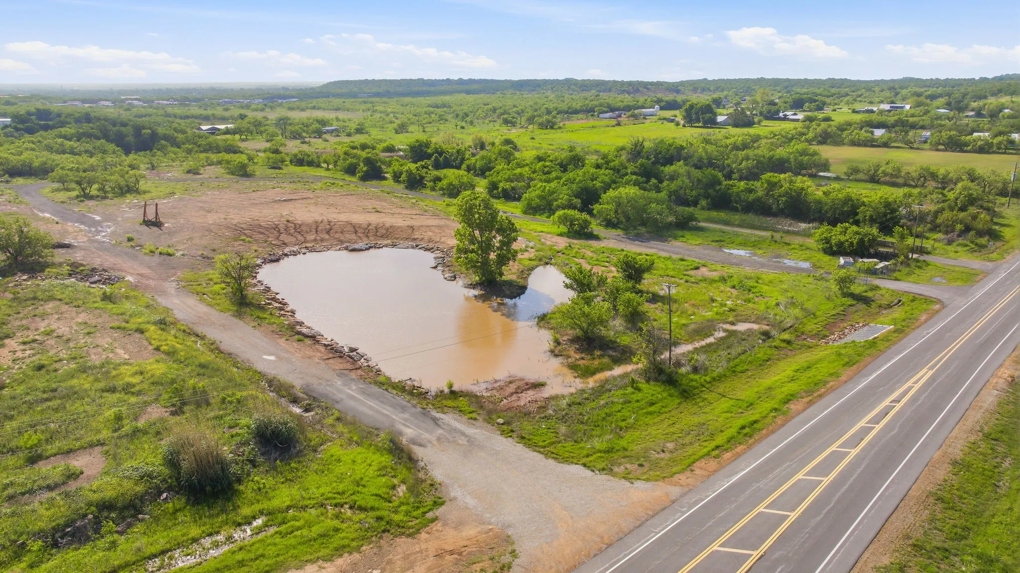 Retail For Sale in Stephens County , 3429 W Walker Street, Breckenridge, Texas 76424, 0, 0, Garage spaces, 0 Sqft, built in 1982, Preowned, mls#21243217, Real Estate Agent in Breckenridge, Homes For Sale in Stephens county, Homes For Sale in Breckenridge, Realtor in Breckenridge Texas, Real Estate Brokerage Independent Realty Texas, Luminita Cordes Realtor