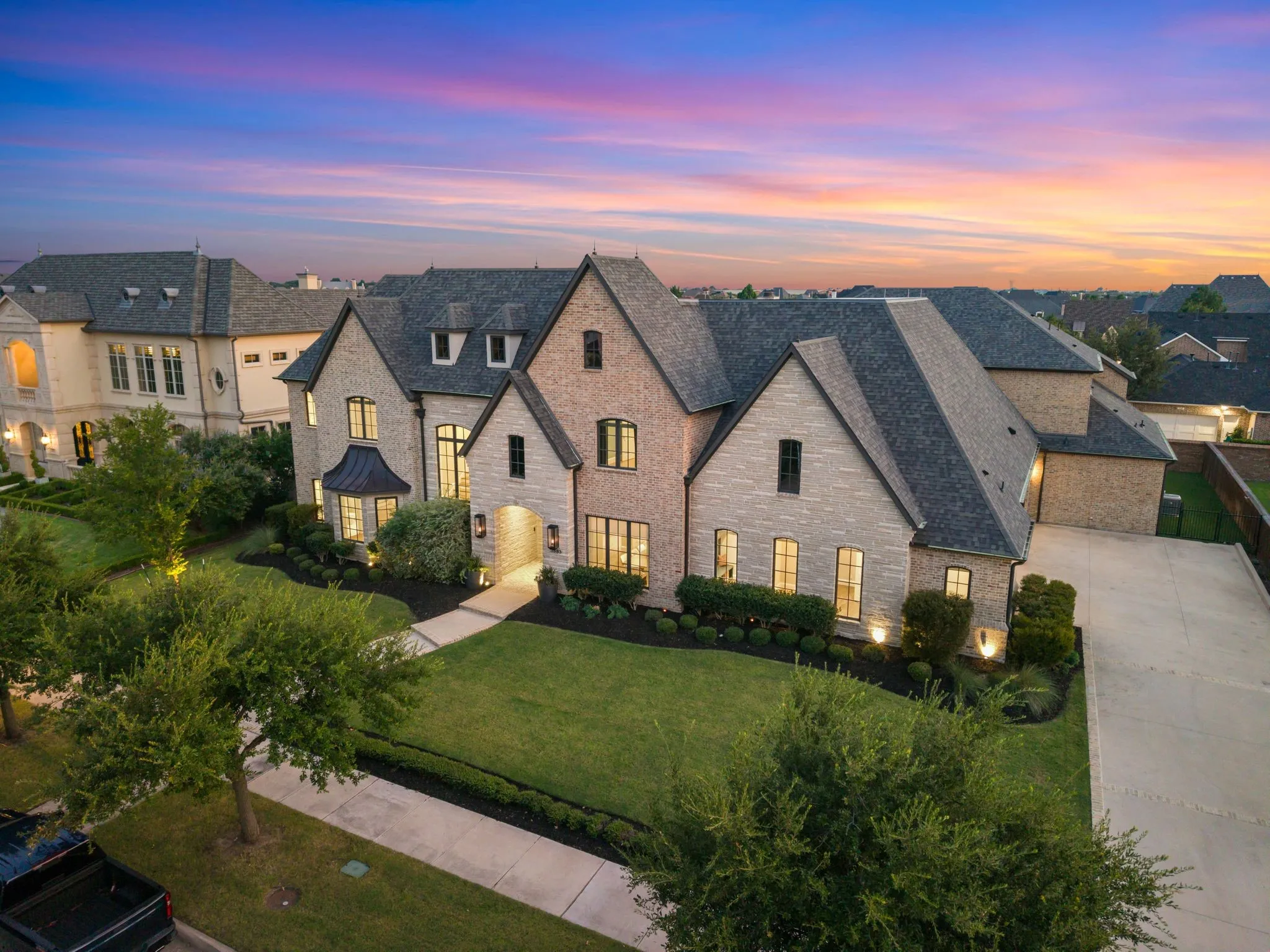 Single Family Residence For Sale in Denton County , 3883 Newman Boulevard, Frisco, Texas 75033, 6 Bedroom, 9 Bathroom, 4 Garage spaces, 9,222 Sqft, built in 2016, mls#21242959, Real Estate Agent in Frisco, Homes For Sale in Denton county, Homes For Sale in Frisco, Realtor in Frisco Texas, Real Estate Brokerage Independent Realty Texas, Luminita Cordes Realtor