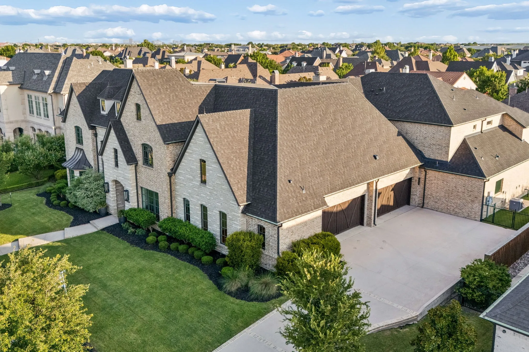 Single Family Residence For Sale in Denton County , 3883 Newman Boulevard, Frisco, Texas 75033, 6 Bedroom, 9 Bathroom, 4 Garage spaces, 9,222 Sqft, built in 2016, mls#21242959, Real Estate Agent in Frisco, Homes For Sale in Denton county, Homes For Sale in Frisco, Realtor in Frisco Texas, Real Estate Brokerage Independent Realty Texas, Luminita Cordes Realtor