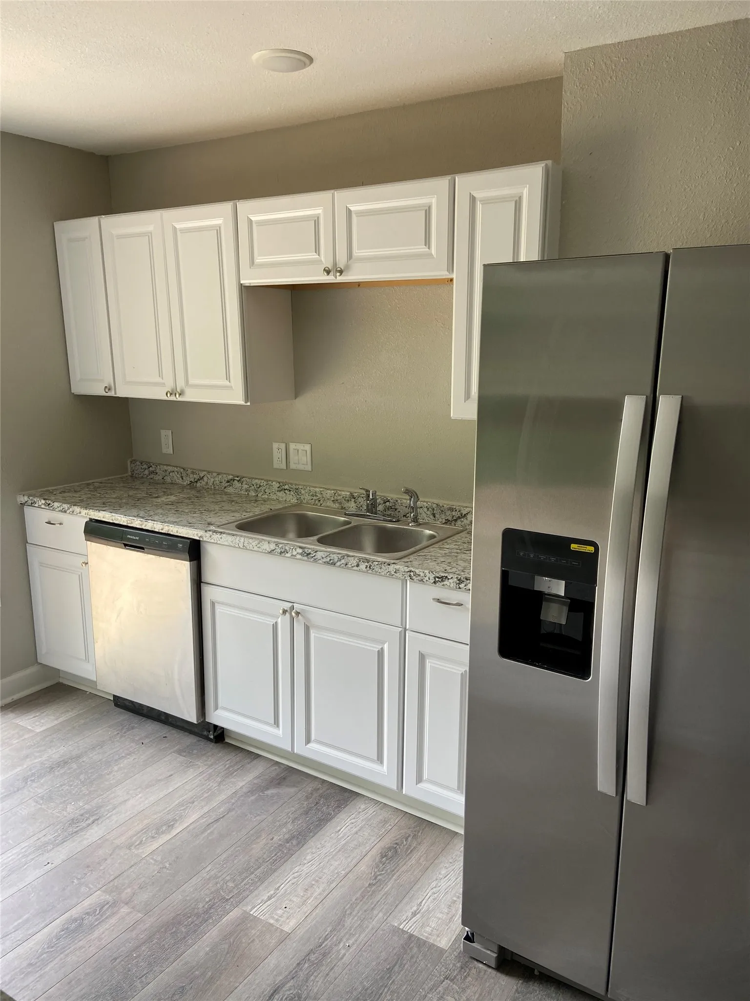 Single Family Residence For Sale in Palo Pinto County , 1607 SE 18th Street, Mineral Wells, Texas 76067, 4 Bedroom, 2 Bathroom, Garage spaces, 1,245 Sqft, built in 1950, mls#21242614, Real Estate Agent in Mineral Wells, Homes For Sale in Palo Pinto county, Homes For Sale in Mineral Wells, Realtor in Mineral Wells Texas, Real Estate Brokerage Independent Realty Texas, Luminita Cordes Realtor