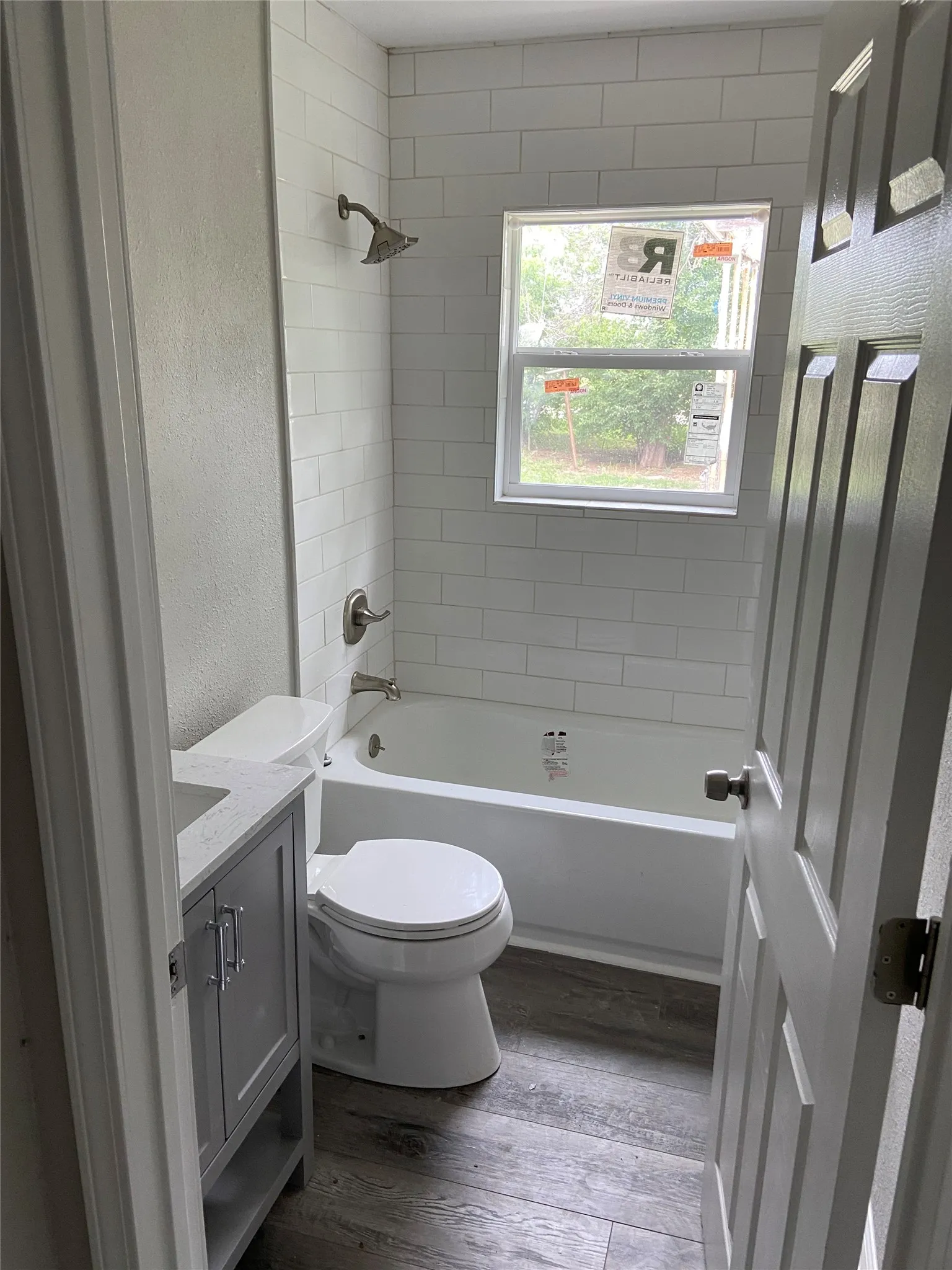 2nd Bathroom