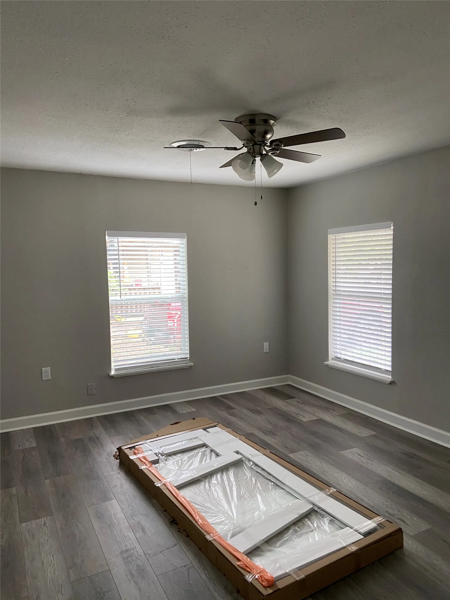 Single Family Residence For Sale in Palo Pinto County , 1607 SE 18th Street, Mineral Wells, Texas 76067, 4 Bedroom, 2 Bathroom, Garage spaces, 1,245 Sqft, built in 1950, mls#21242614, Real Estate Agent in Mineral Wells, Homes For Sale in Palo Pinto county, Homes For Sale in Mineral Wells, Realtor in Mineral Wells Texas, Real Estate Brokerage Independent Realty Texas, Luminita Cordes Realtor