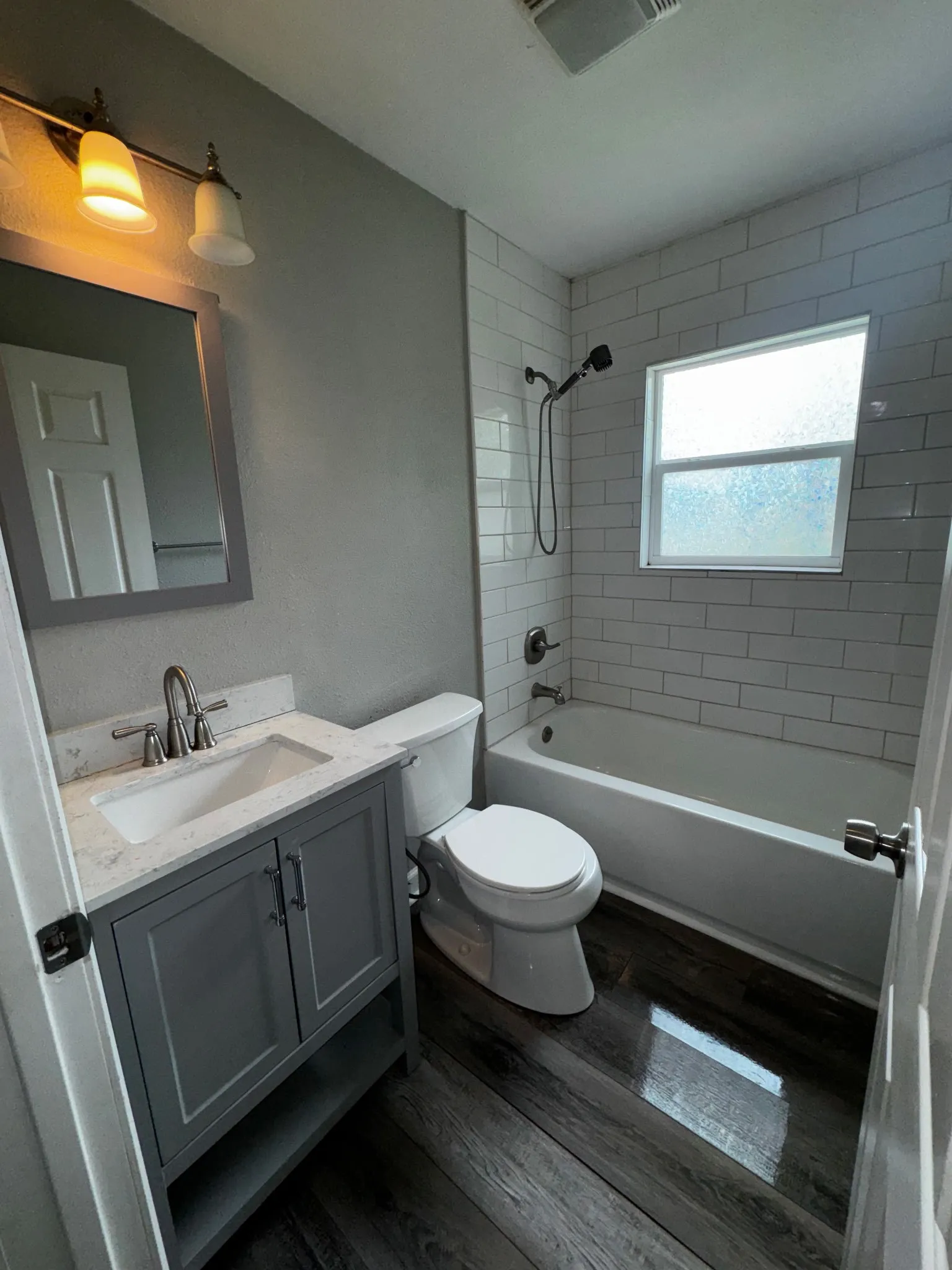 2nd Bathroom