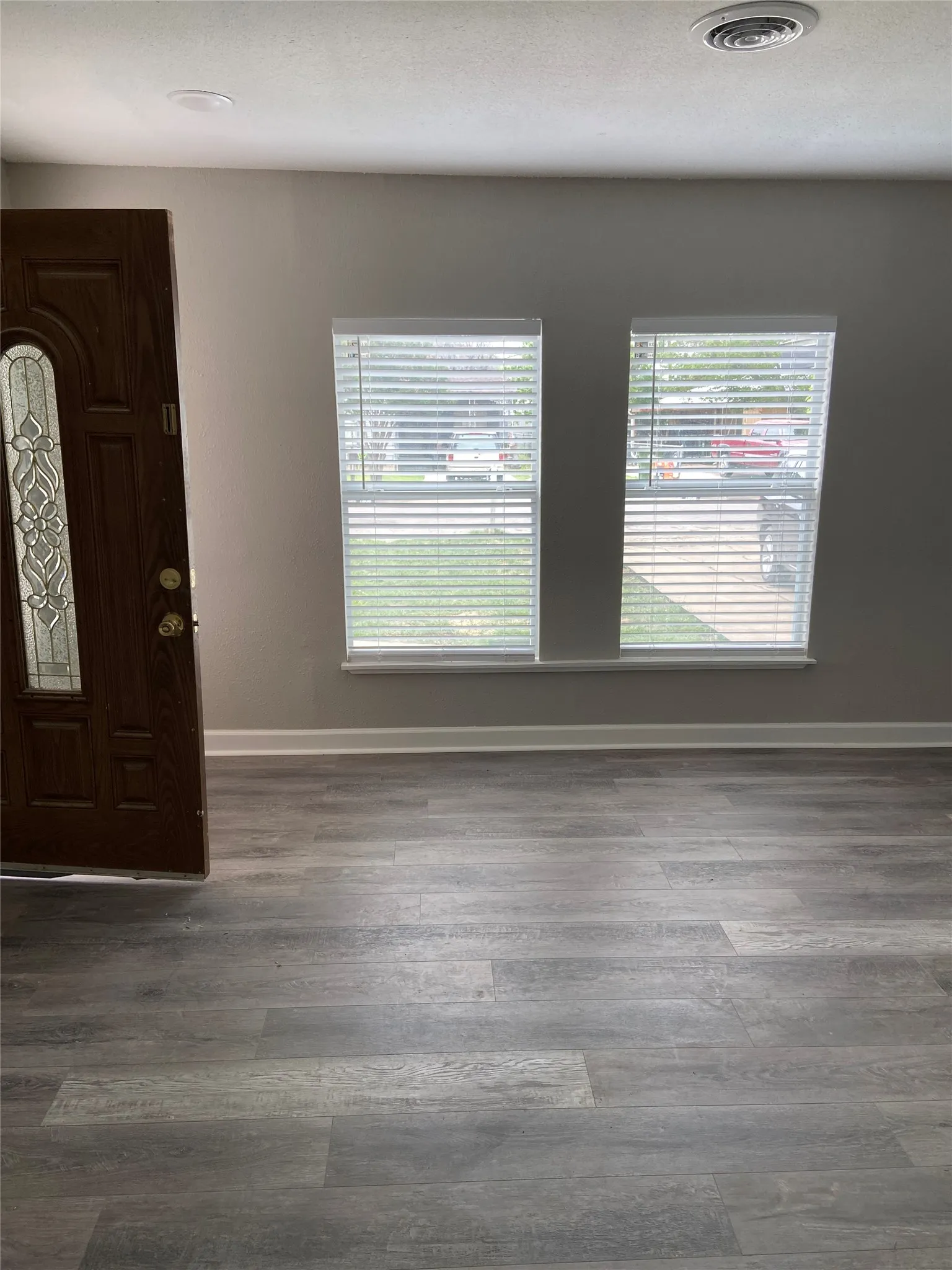 Single Family Residence For Sale in Palo Pinto County , 1607 SE 18th Street, Mineral Wells, Texas 76067, 4 Bedroom, 2 Bathroom, Garage spaces, 1,245 Sqft, built in 1950, mls#21242614, Real Estate Agent in Mineral Wells, Homes For Sale in Palo Pinto county, Homes For Sale in Mineral Wells, Realtor in Mineral Wells Texas, Real Estate Brokerage Independent Realty Texas, Luminita Cordes Realtor