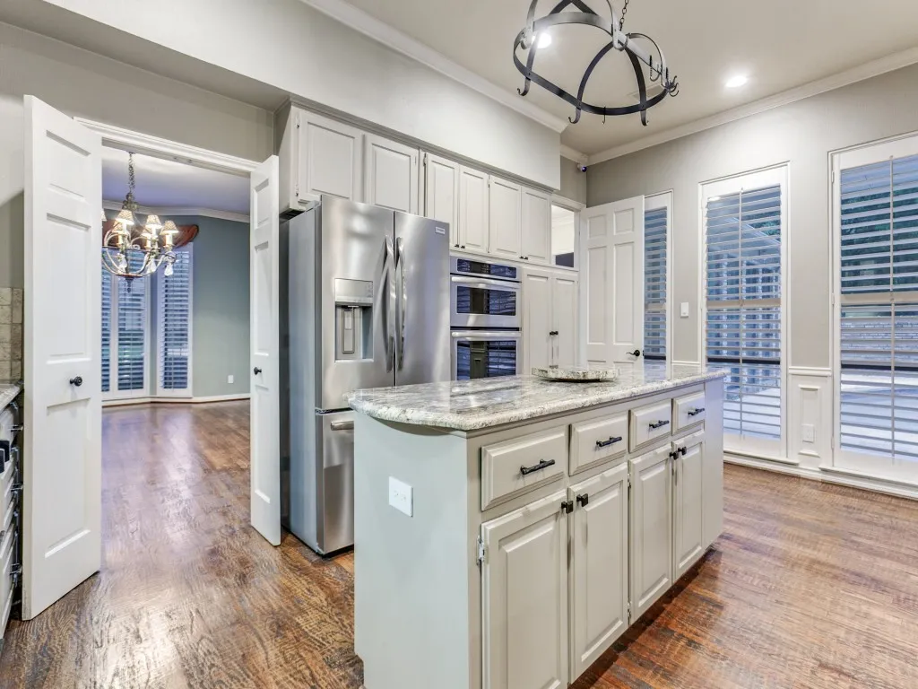 Single Family Residence For Sale in Collin County , 2009 Misty Haven Lane, Plano, Texas 75093, 4 Bedroom, 4 Bathroom, 3 Garage spaces, 3,762 Sqft, built in 1985, Preowned, mls#21239828, Real Estate Agent in Plano, Homes For Sale in Collin county, Homes For Sale in Plano, Realtor in Plano Texas, Real Estate Brokerage Independent Realty Texas, Luminita Cordes Realtor