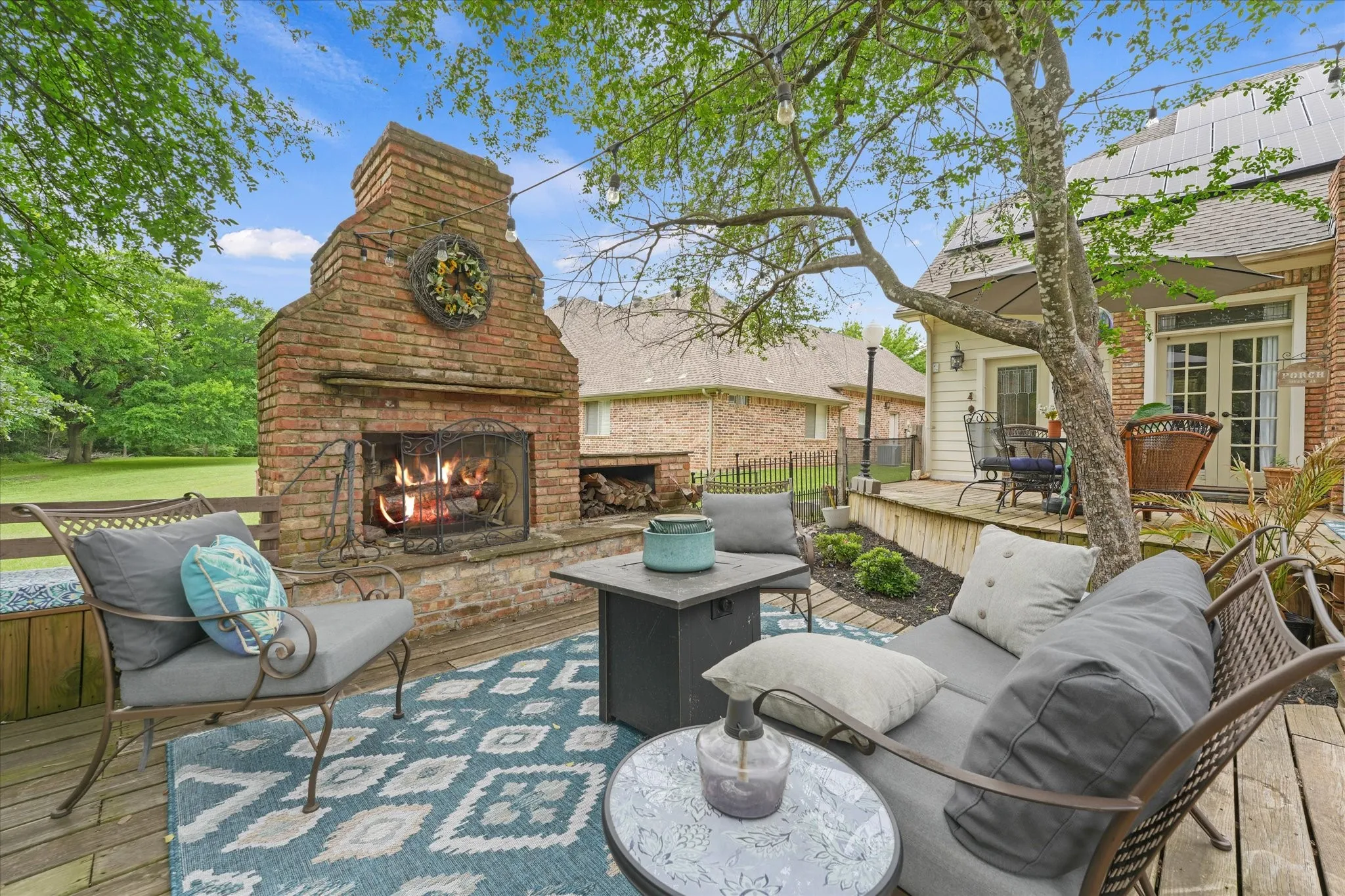 Single Family Residence For Sale in Dallas County , 626 Creekbend Drive, Mesquite, Texas 75149, 4 Bedroom, 4 Bathroom, Garage spaces, 4,664 Sqft, built in 1989, Preowned, Price $650,000, mls#21231601, Real Estate Agent in Mesquite, Homes For Sale in Dallas county, Homes For Sale in Mesquite, Realtor in Mesquite Texas, Real Estate Brokerage Independent Realty Texas, Luminita Cordes Realtor