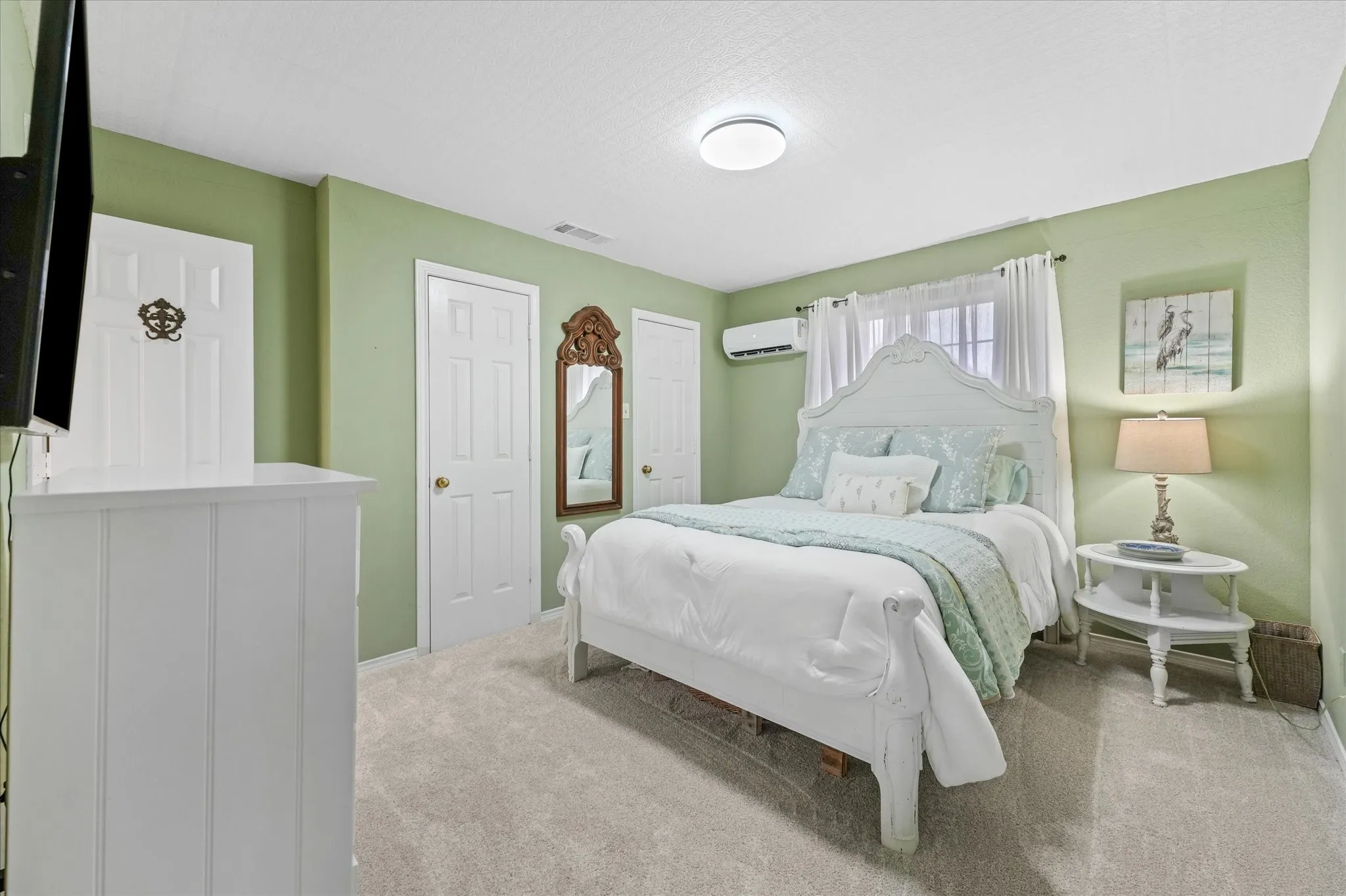 Single Family Residence For Sale in Dallas County , 626 Creekbend Drive, Mesquite, Texas 75149, 4 Bedroom, 4 Bathroom, Garage spaces, 4,664 Sqft, built in 1989, Preowned, Price $650,000, mls#21231601, Real Estate Agent in Mesquite, Homes For Sale in Dallas county, Homes For Sale in Mesquite, Realtor in Mesquite Texas, Real Estate Brokerage Independent Realty Texas, Luminita Cordes Realtor