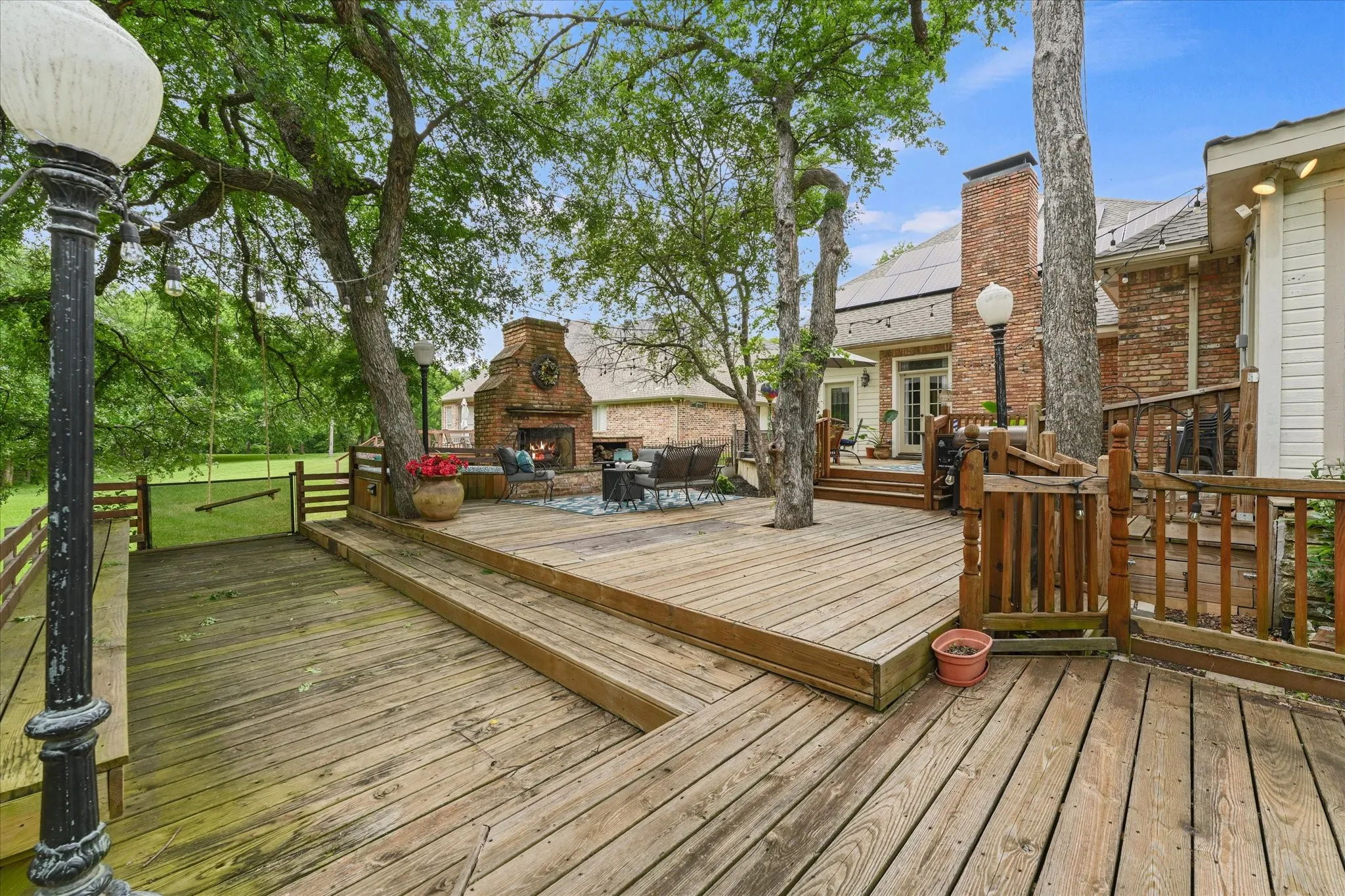 Single Family Residence For Sale in Dallas County , 626 Creekbend Drive, Mesquite, Texas 75149, 4 Bedroom, 4 Bathroom, Garage spaces, 4,664 Sqft, built in 1989, Preowned, Price $650,000, mls#21231601, Real Estate Agent in Mesquite, Homes For Sale in Dallas county, Homes For Sale in Mesquite, Realtor in Mesquite Texas, Real Estate Brokerage Independent Realty Texas, Luminita Cordes Realtor