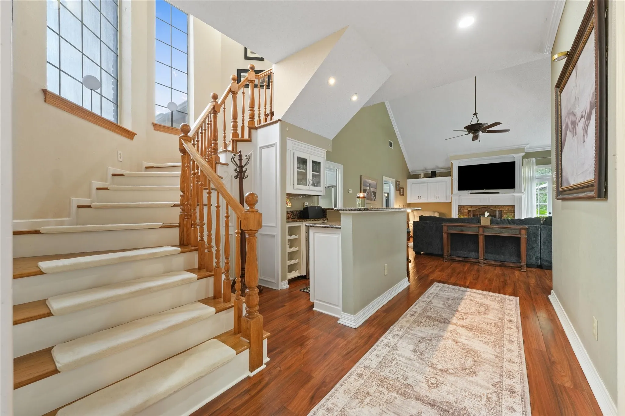 Single Family Residence For Sale in Dallas County , 626 Creekbend Drive, Mesquite, Texas 75149, 4 Bedroom, 4 Bathroom, Garage spaces, 4,664 Sqft, built in 1989, Preowned, Price $650,000, mls#21231601, Real Estate Agent in Mesquite, Homes For Sale in Dallas county, Homes For Sale in Mesquite, Realtor in Mesquite Texas, Real Estate Brokerage Independent Realty Texas, Luminita Cordes Realtor