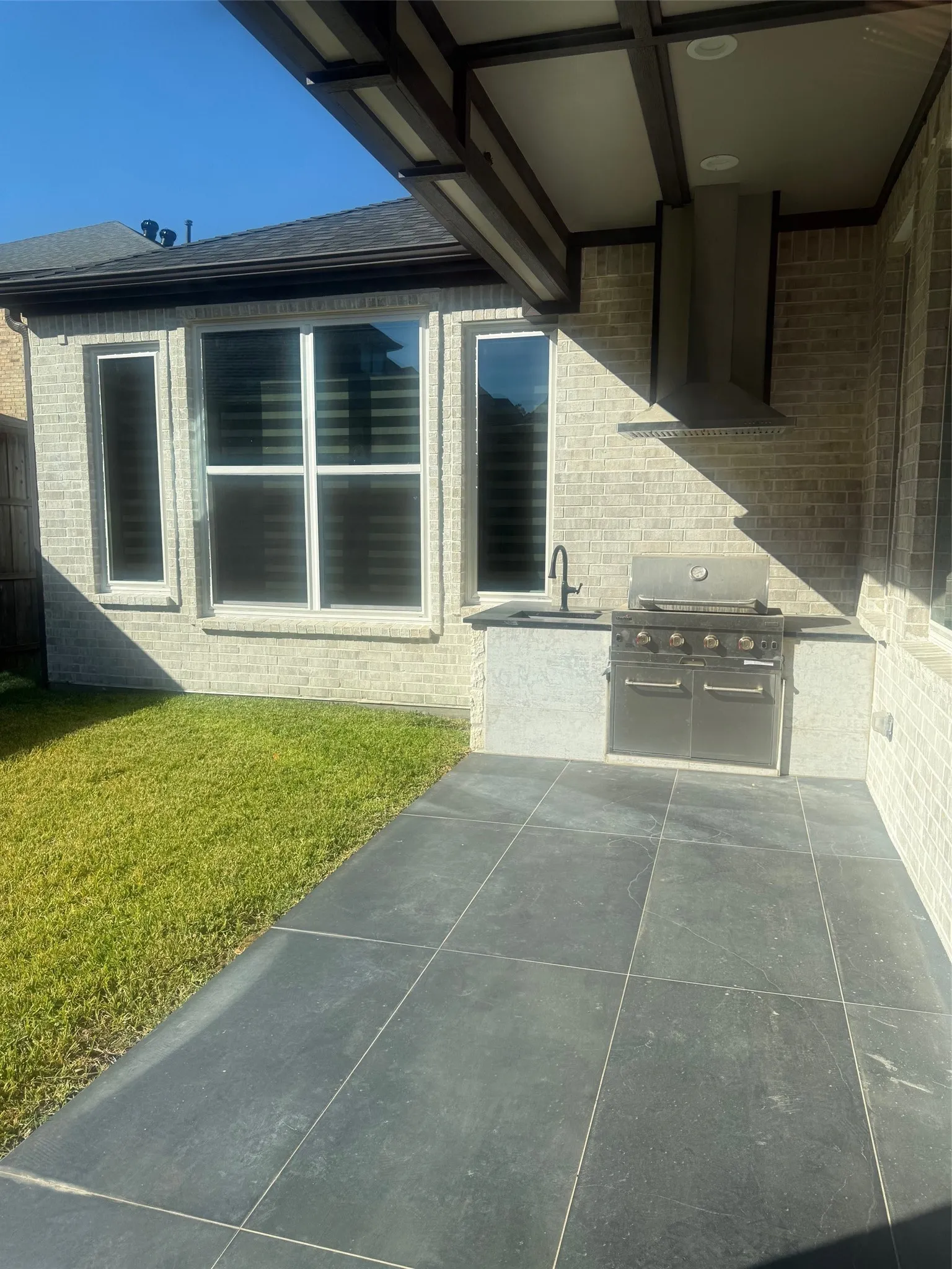 Single Family Residence For Sale in Tarrant County , 6410 Tuscany Park Drive, Arlington, Texas 76016, 4 Bedrooms, 5 Bathrooms, 2 Garage spaces, 3,498 Sqft, built in 2024, Price $699,000, mls#21243324, Real Estate Agent in Arlington, Homes For Sale in Tarrant county, Homes For Sale in Arlington, Realtor in Arlington Texas, Real Estate Brokerage Independent Realty Texas, Luminita Cordes Realtor