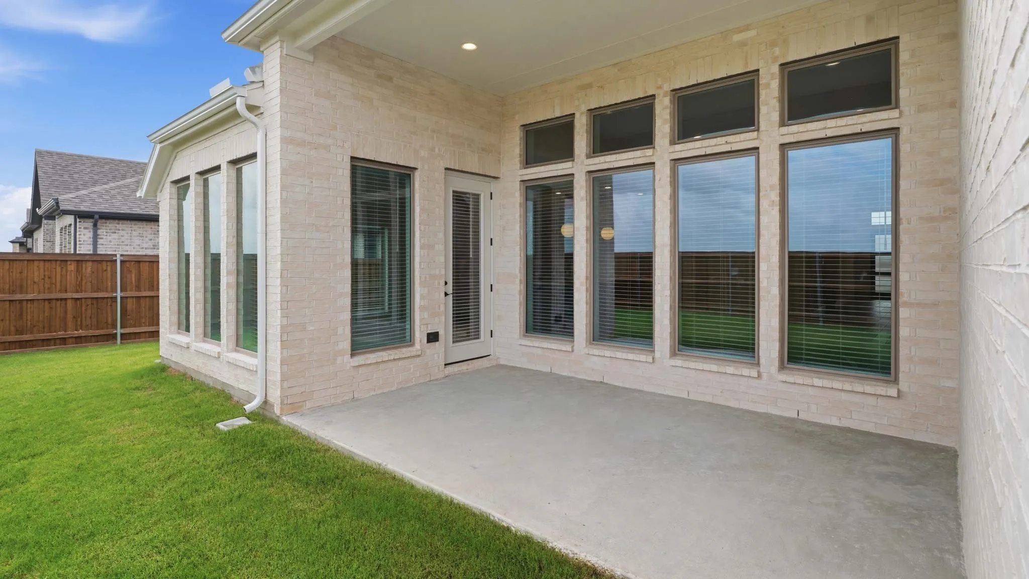 Single Family Residence For Sale in Ellis County , 273 Rosemallow Lane, Waxahachie, Texas 75165, 4 Bedroom, 4 Bathroom, 3 Garage spaces, 2,994 Sqft, built in 2026, New Construction - Complete, mls#21243332, Real Estate Agent in Waxahachie, Homes For Sale in Ellis county, Homes For Sale in Waxahachie, Realtor in Waxahachie Texas, Real Estate Brokerage Independent Realty Texas, Luminita Cordes Realtor