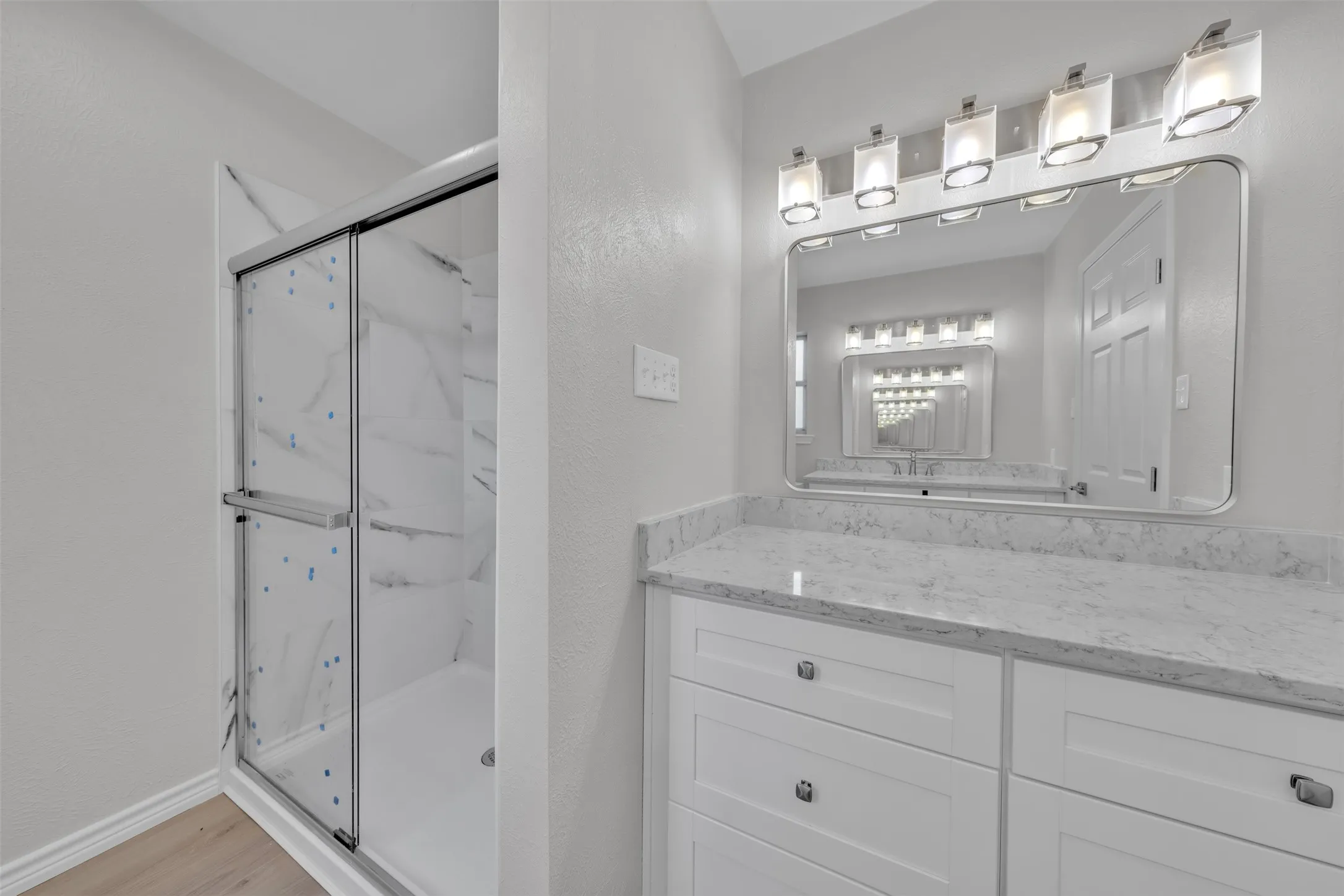 Single Family Residence For Sale in Johnson County , 500 Curtis Road, Burleson, Texas 76028, 3 Bedroom, 2 Bathroom, 2 Garage spaces, 1,662 Sqft, built in 1975, mls#21234078, Real Estate Agent in Burleson, Homes For Sale in Johnson county, Homes For Sale in Burleson, Realtor in Burleson Texas, Real Estate Brokerage Independent Realty Texas, Luminita Cordes Realtor