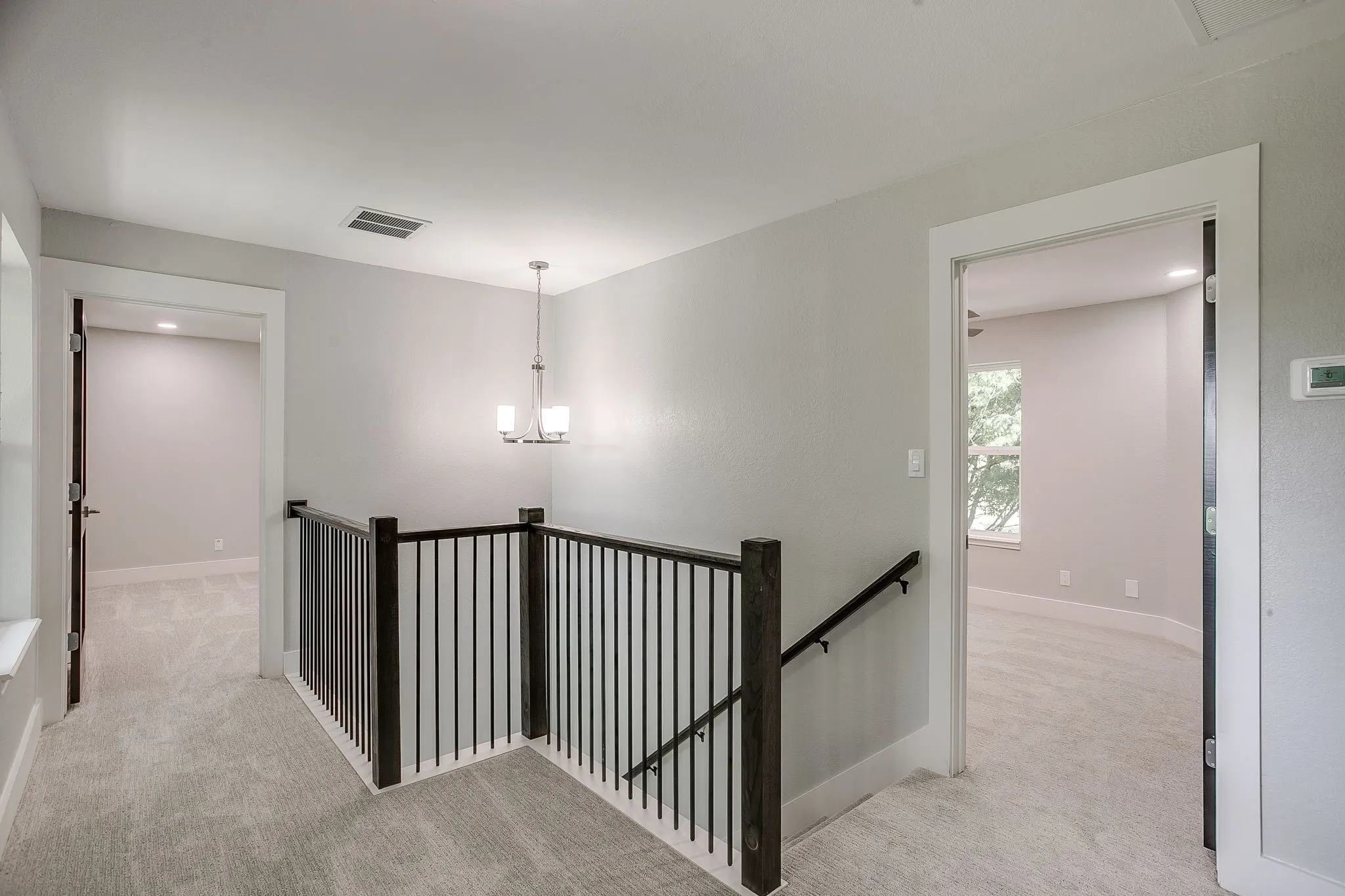 Single Family Residence For Sale in Parker County , 116 Remuda Drive, Fort Worth, Texas 76108, 3 Bedroom, 3 Bathroom, 2 Garage spaces, 2,267 Sqft, built in 1982, Preowned, mls#21243295, Real Estate Agent in Fort Worth, Homes For Sale in Parker county, Homes For Sale in Fort Worth, Realtor in Fort Worth Texas, Real Estate Brokerage Independent Realty Texas, Luminita Cordes Realtor