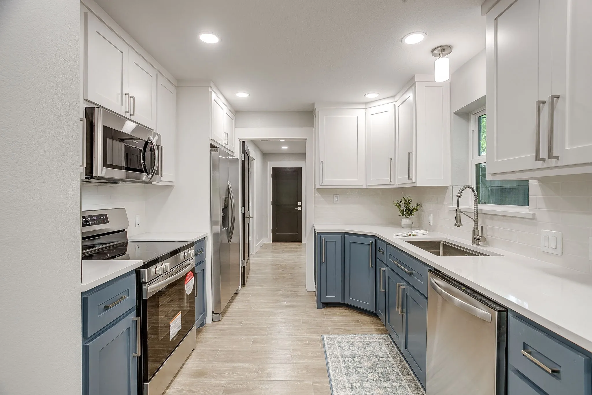 Single Family Residence For Sale in Parker County , 116 Remuda Drive, Fort Worth, Texas 76108, 3 Bedroom, 3 Bathroom, 2 Garage spaces, 2,267 Sqft, built in 1982, Preowned, mls#21243295, Real Estate Agent in Fort Worth, Homes For Sale in Parker county, Homes For Sale in Fort Worth, Realtor in Fort Worth Texas, Real Estate Brokerage Independent Realty Texas, Luminita Cordes Realtor