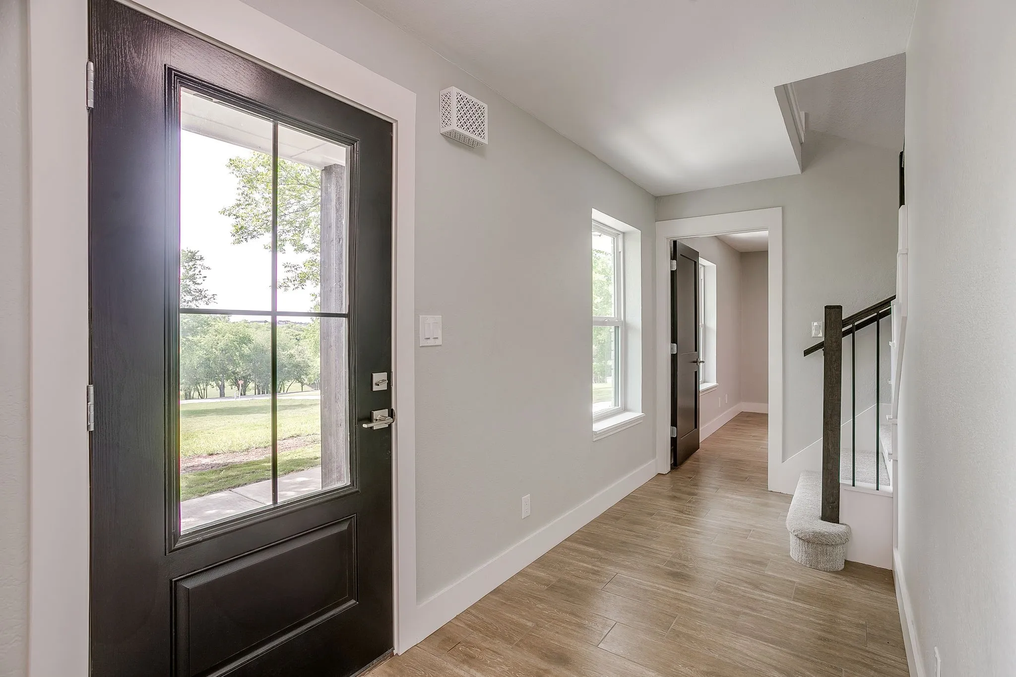 Single Family Residence For Sale in Parker County , 116 Remuda Drive, Fort Worth, Texas 76108, 3 Bedroom, 3 Bathroom, 2 Garage spaces, 2,267 Sqft, built in 1982, Preowned, mls#21243295, Real Estate Agent in Fort Worth, Homes For Sale in Parker county, Homes For Sale in Fort Worth, Realtor in Fort Worth Texas, Real Estate Brokerage Independent Realty Texas, Luminita Cordes Realtor