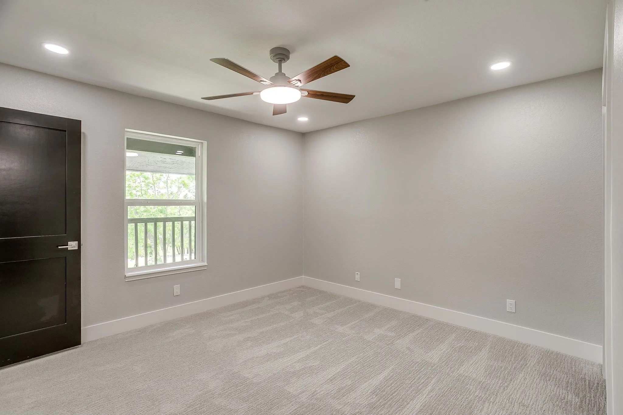 Single Family Residence For Sale in Parker County , 116 Remuda Drive, Fort Worth, Texas 76108, 3 Bedroom, 3 Bathroom, 2 Garage spaces, 2,267 Sqft, built in 1982, Preowned, mls#21243295, Real Estate Agent in Fort Worth, Homes For Sale in Parker county, Homes For Sale in Fort Worth, Realtor in Fort Worth Texas, Real Estate Brokerage Independent Realty Texas, Luminita Cordes Realtor