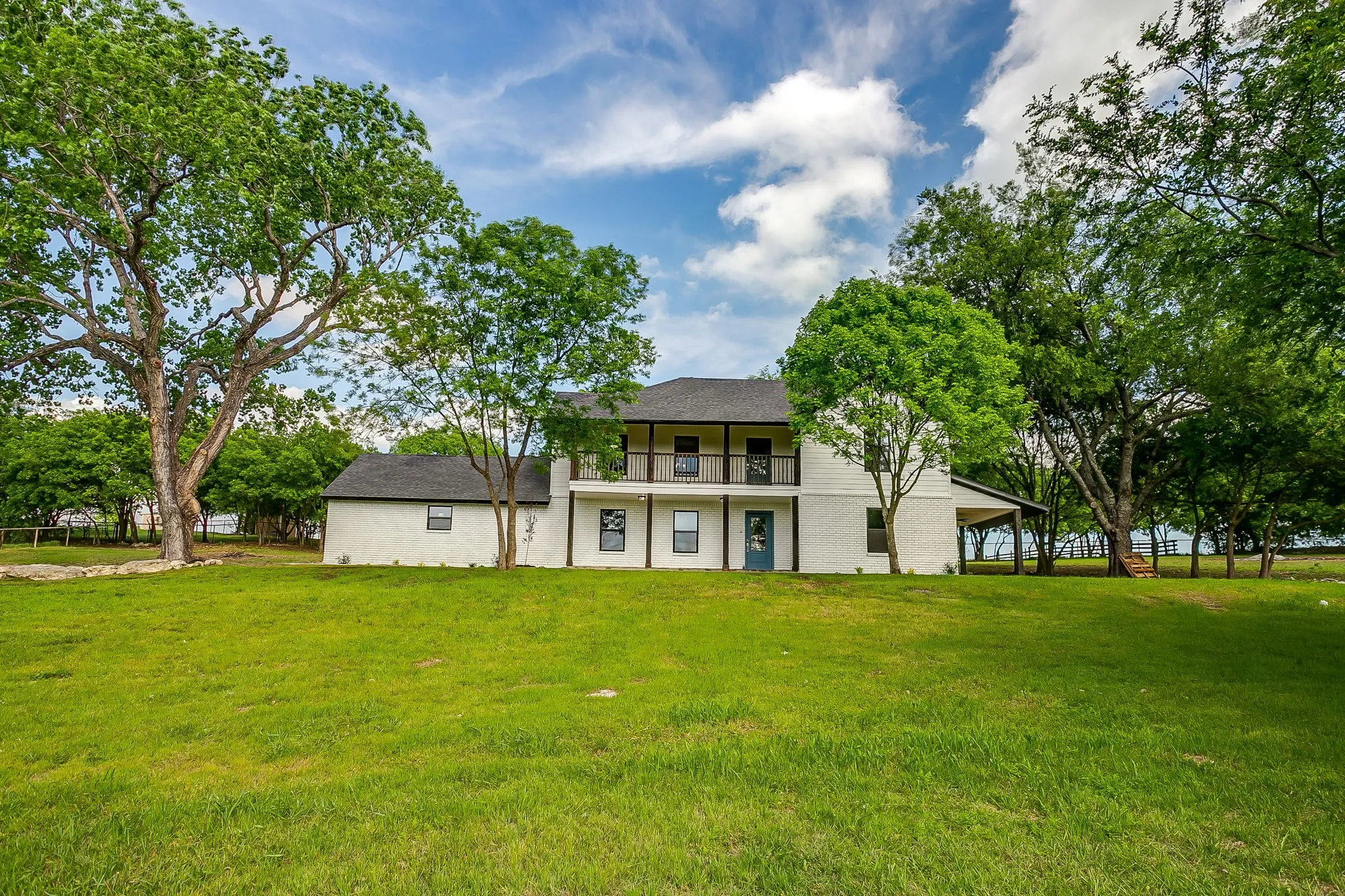 Single Family Residence For Sale in Parker County , 116 Remuda Drive, Fort Worth, Texas 76108, 3 Bedroom, 3 Bathroom, 2 Garage spaces, 2,267 Sqft, built in 1982, Preowned, mls#21243295, Real Estate Agent in Fort Worth, Homes For Sale in Parker county, Homes For Sale in Fort Worth, Realtor in Fort Worth Texas, Real Estate Brokerage Independent Realty Texas, Luminita Cordes Realtor