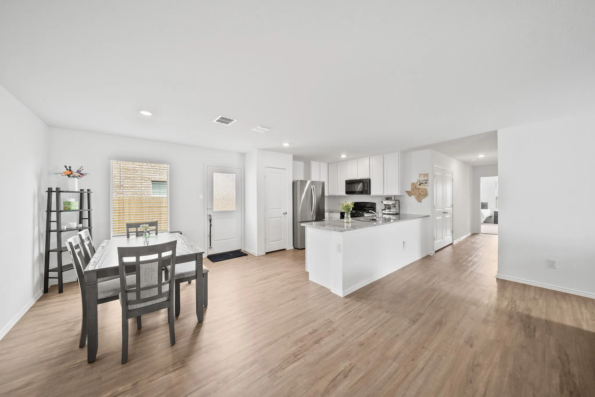 Single Family Residence For Sale in Tarrant County , 14928 Tejano Street, Fort Worth, Texas 76052, 3 Bedrooms, 2 Bathrooms, 2 Garage spaces, 1,500 Sqft, built in 2024, Price $265,900, mls#21238258, Real Estate Agent in Fort Worth, Homes For Sale in Tarrant county, Homes For Sale in Fort Worth, Realtor in Fort Worth Texas, Real Estate Brokerage Independent Realty Texas, Luminita Cordes Realtor