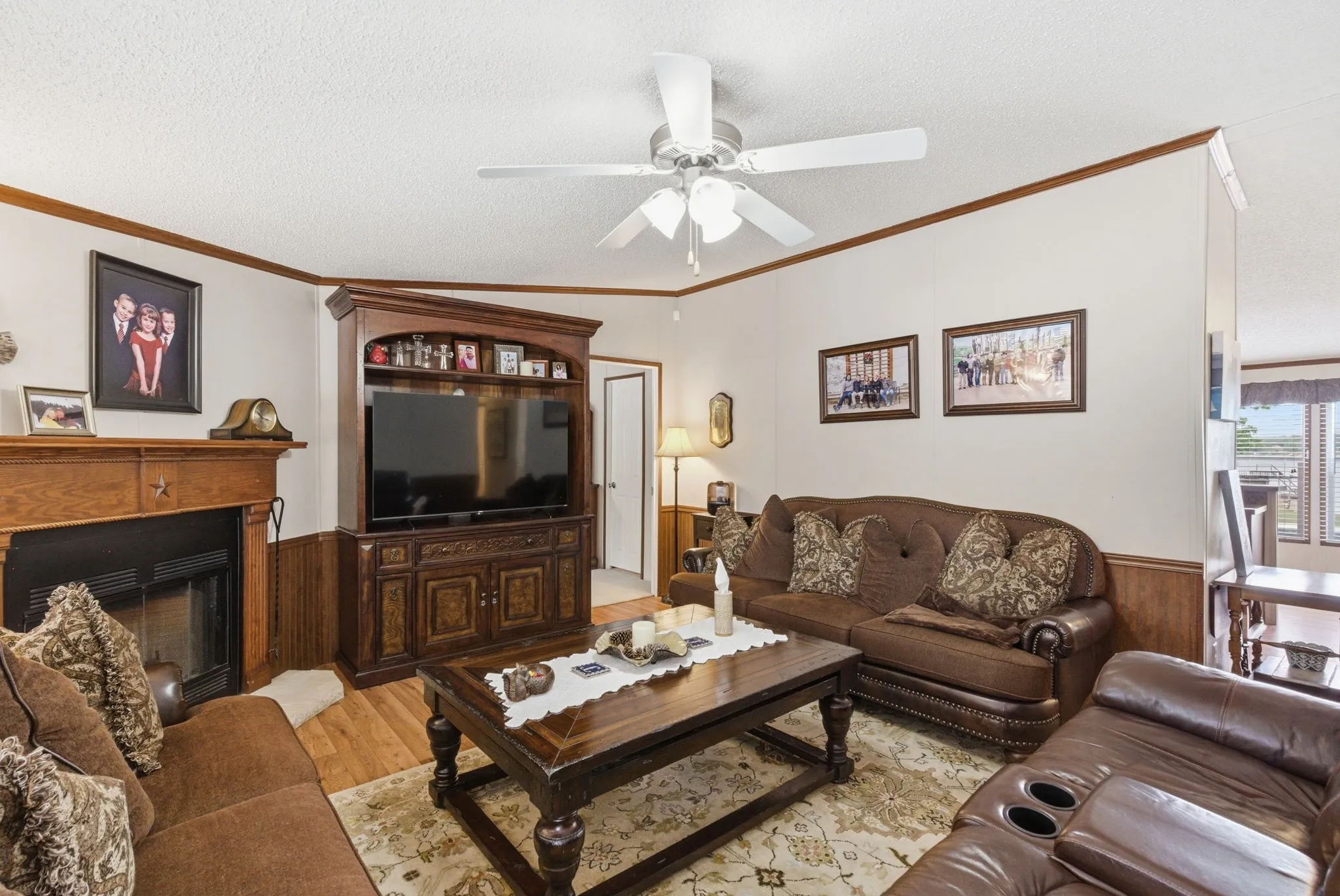 Manufactured Home For Sale in Eastland County , 925 County Road 237, Eastland, Texas 76448, 4 Bedroom, 3 Bathroom, Garage spaces, 1,717 Sqft, built in 2010, mls#21242888, Real Estate Agent in Eastland, Homes For Sale in Eastland county, Homes For Sale in Eastland, Realtor in Eastland Texas, Real Estate Brokerage Independent Realty Texas, Luminita Cordes Realtor