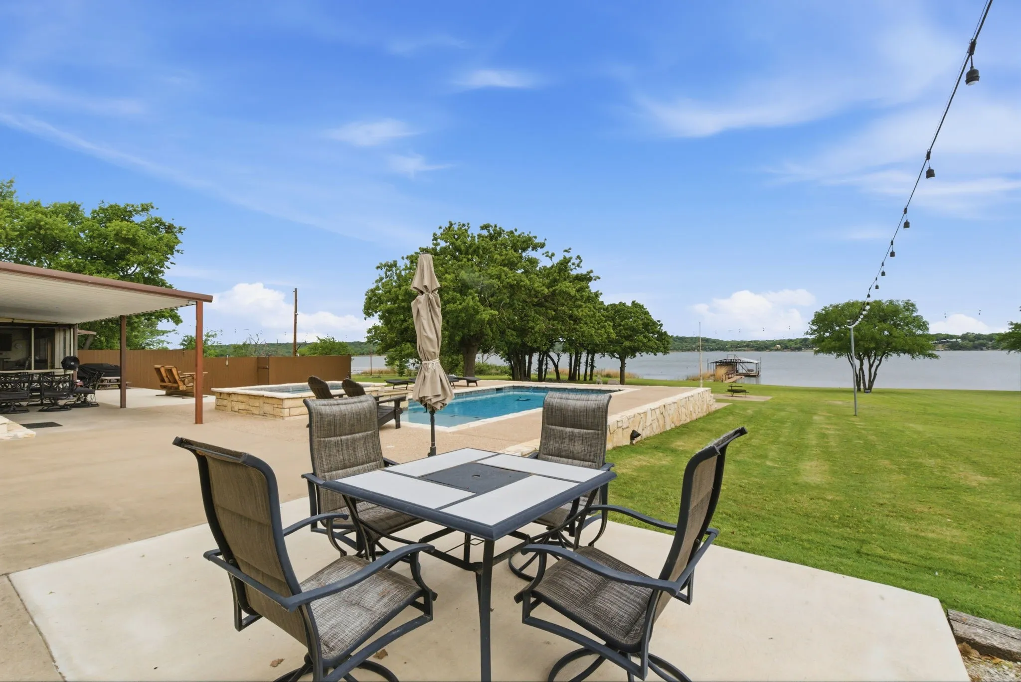 Manufactured Home For Sale in Eastland County , 925 County Road 237, Eastland, Texas 76448, 4 Bedroom, 3 Bathroom, Garage spaces, 1,717 Sqft, built in 2010, mls#21242888, Real Estate Agent in Eastland, Homes For Sale in Eastland county, Homes For Sale in Eastland, Realtor in Eastland Texas, Real Estate Brokerage Independent Realty Texas, Luminita Cordes Realtor