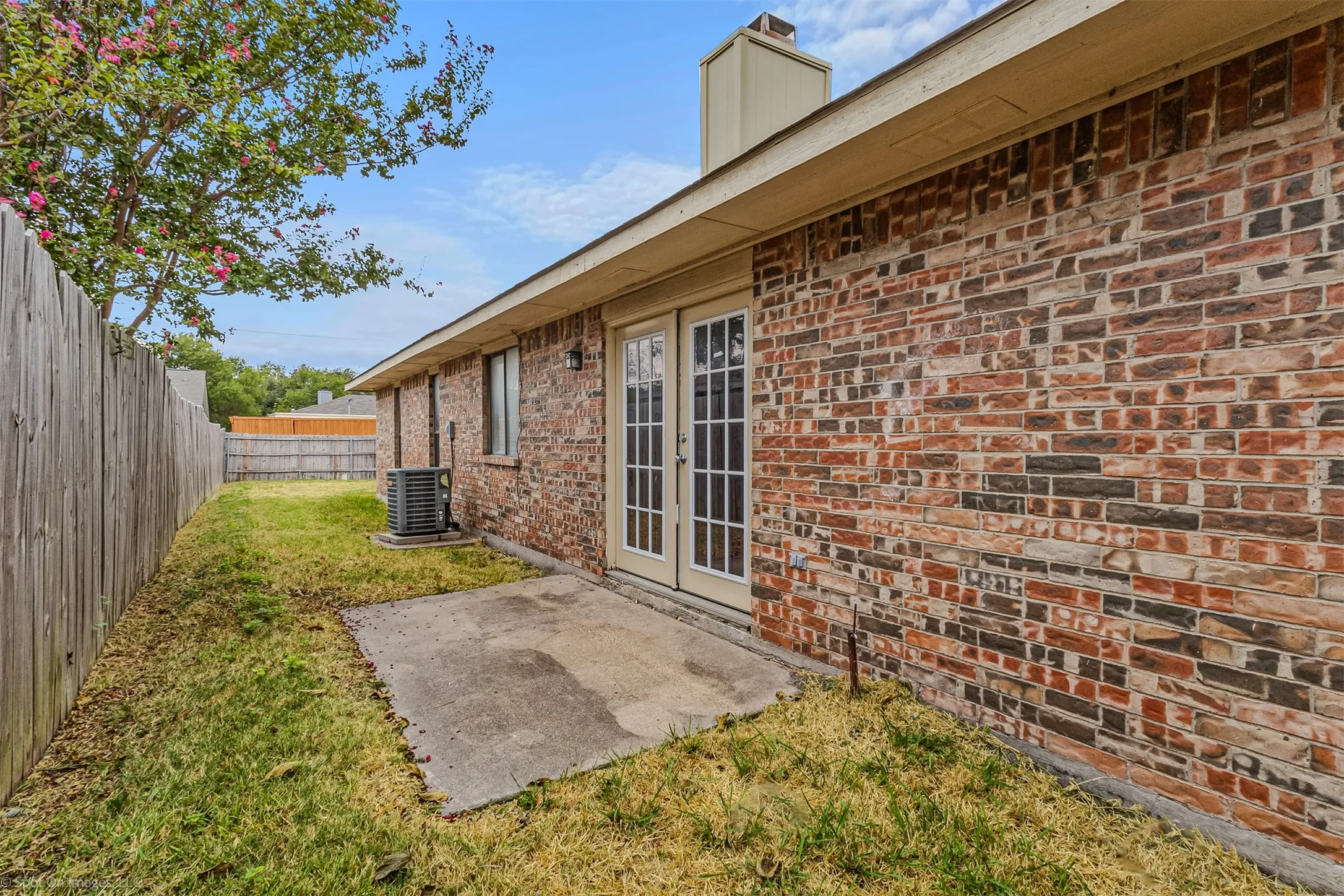Duplex For Sale in Dallas County , 2705 Stanford Street, Rowlett, Texas 75088, 4 Bedroom, 2 Bathroom, 2 Garage spaces, 0 Sqft, built in 1985, Preowned, mls#21242670, Real Estate Agent in Rowlett, Homes For Sale in Dallas county, Homes For Sale in Rowlett, Realtor in Rowlett Texas, Real Estate Brokerage Independent Realty Texas, Luminita Cordes Realtor