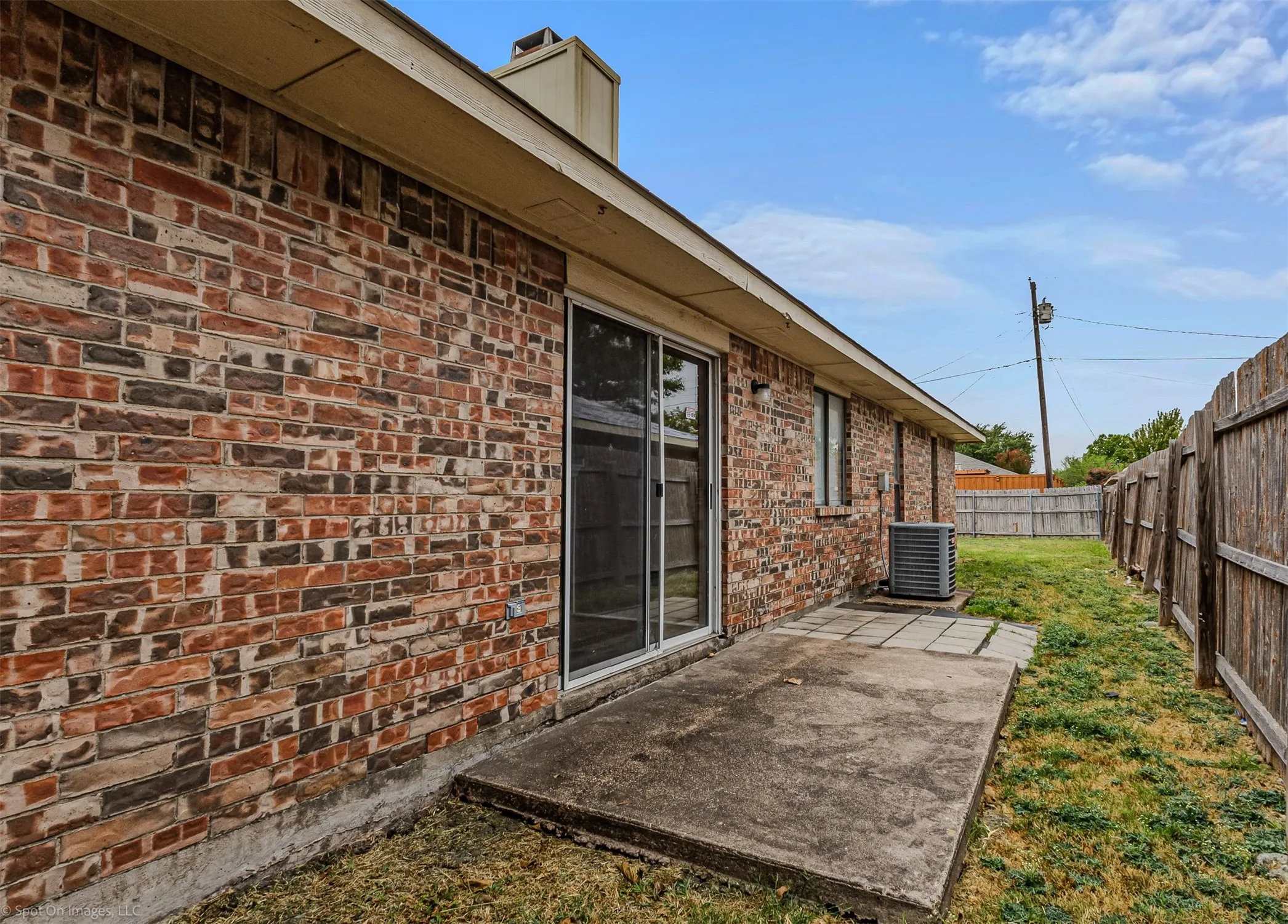 Duplex For Sale in Dallas County , 2705 Stanford Street, Rowlett, Texas 75088, 4 Bedroom, 2 Bathroom, 2 Garage spaces, 0 Sqft, built in 1985, Preowned, mls#21242670, Real Estate Agent in Rowlett, Homes For Sale in Dallas county, Homes For Sale in Rowlett, Realtor in Rowlett Texas, Real Estate Brokerage Independent Realty Texas, Luminita Cordes Realtor