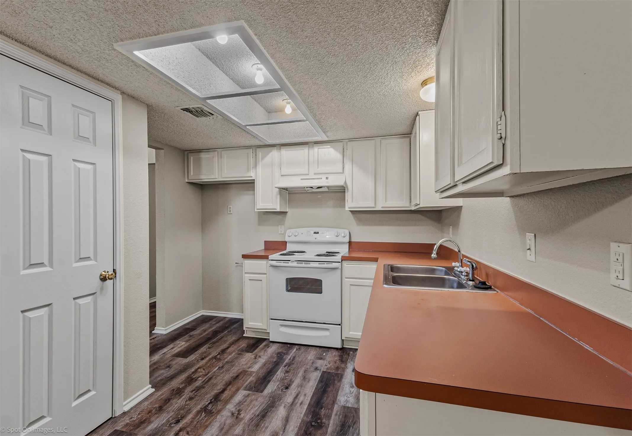 Duplex For Sale in Dallas County , 2705 Stanford Street, Rowlett, Texas 75088, 4 Bedroom, 2 Bathroom, 2 Garage spaces, 0 Sqft, built in 1985, Preowned, mls#21242670, Real Estate Agent in Rowlett, Homes For Sale in Dallas county, Homes For Sale in Rowlett, Realtor in Rowlett Texas, Real Estate Brokerage Independent Realty Texas, Luminita Cordes Realtor