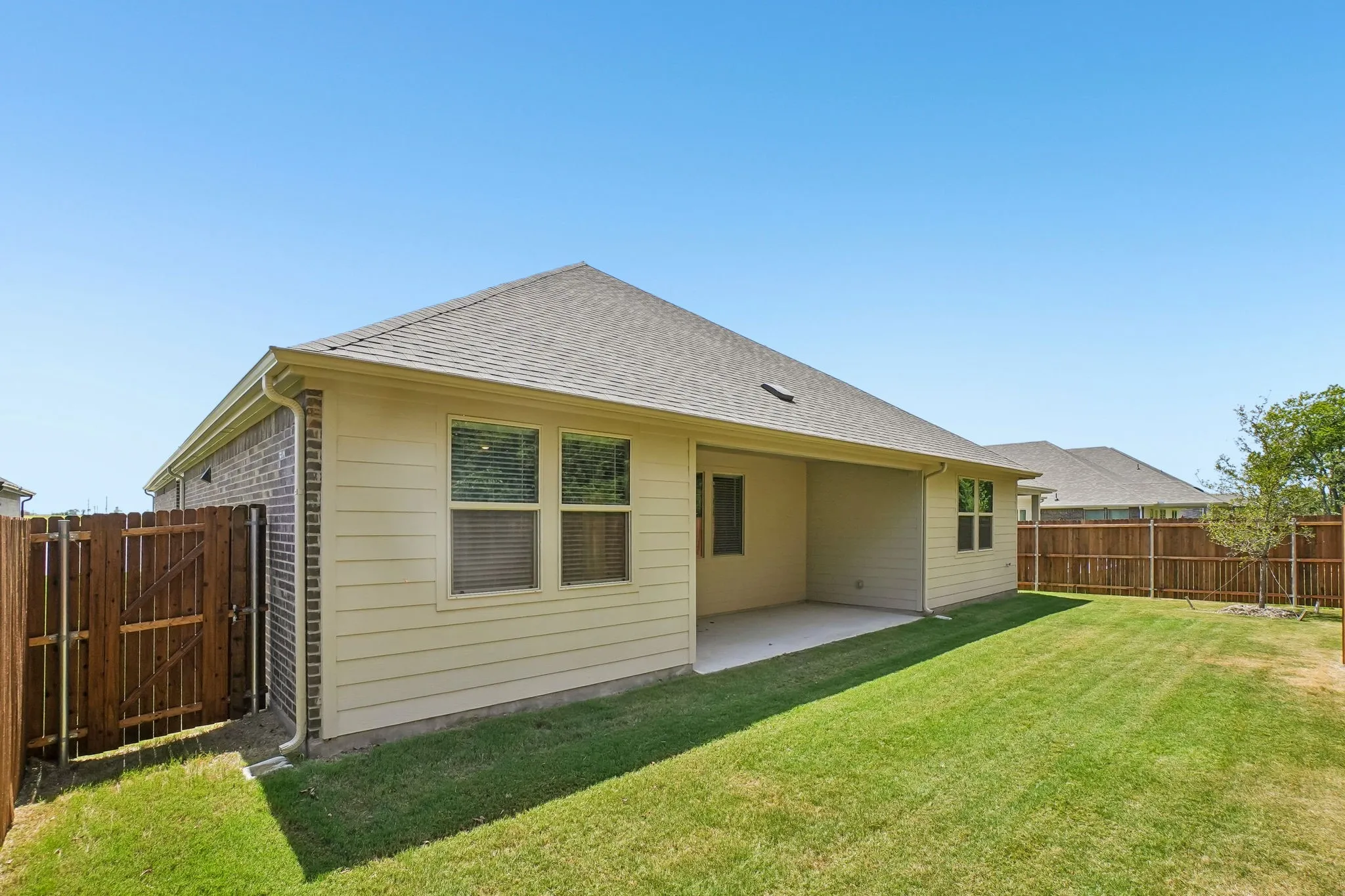 Single Family Residence For Sale in Collin County , 1517 Shenandoah Trail, Anna, Texas 75409, 4 Bedroom, 3 Bathroom, 3 Garage spaces, 2,477 Sqft, built in 2026, New Construction - Incomplete, mls#21242466, Real Estate Agent in Anna, Homes For Sale in Collin county, Homes For Sale in Anna, Realtor in Anna Texas, Real Estate Brokerage Independent Realty Texas, Luminita Cordes Realtor