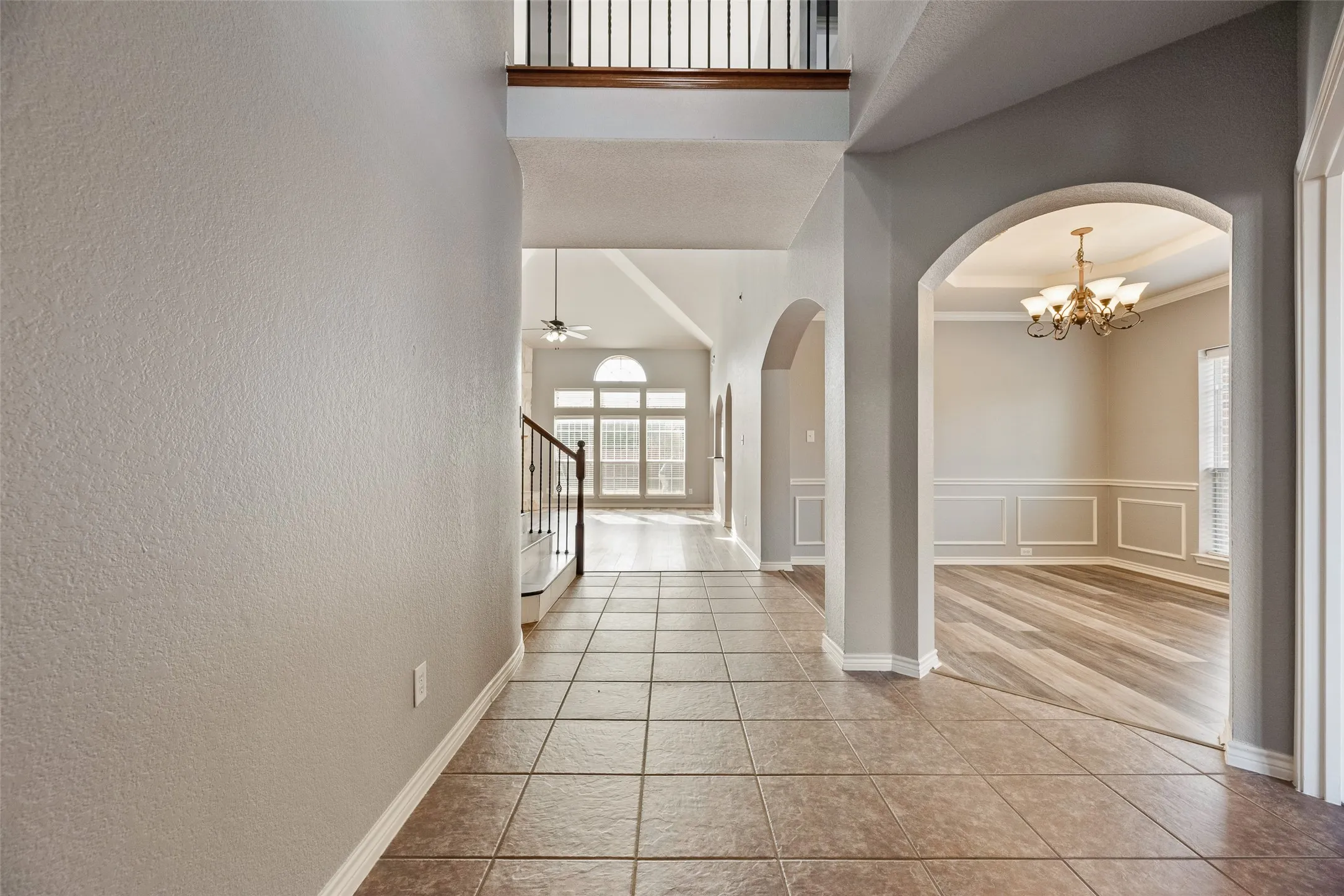 Single Family Residence For Sale in Collin County , 213 Palomino Court, Celina, Texas 75009, 5 Bedrooms, 4 Bathrooms, 3 Garage spaces, 3,402 Sqft, built in 2007, Preowned, Price $560,000, mls#21242829, Real Estate Agent in Celina, Homes For Sale in Collin county, Homes For Sale in Celina, Realtor in Celina Texas, Real Estate Brokerage Independent Realty Texas, Luminita Cordes Realtor