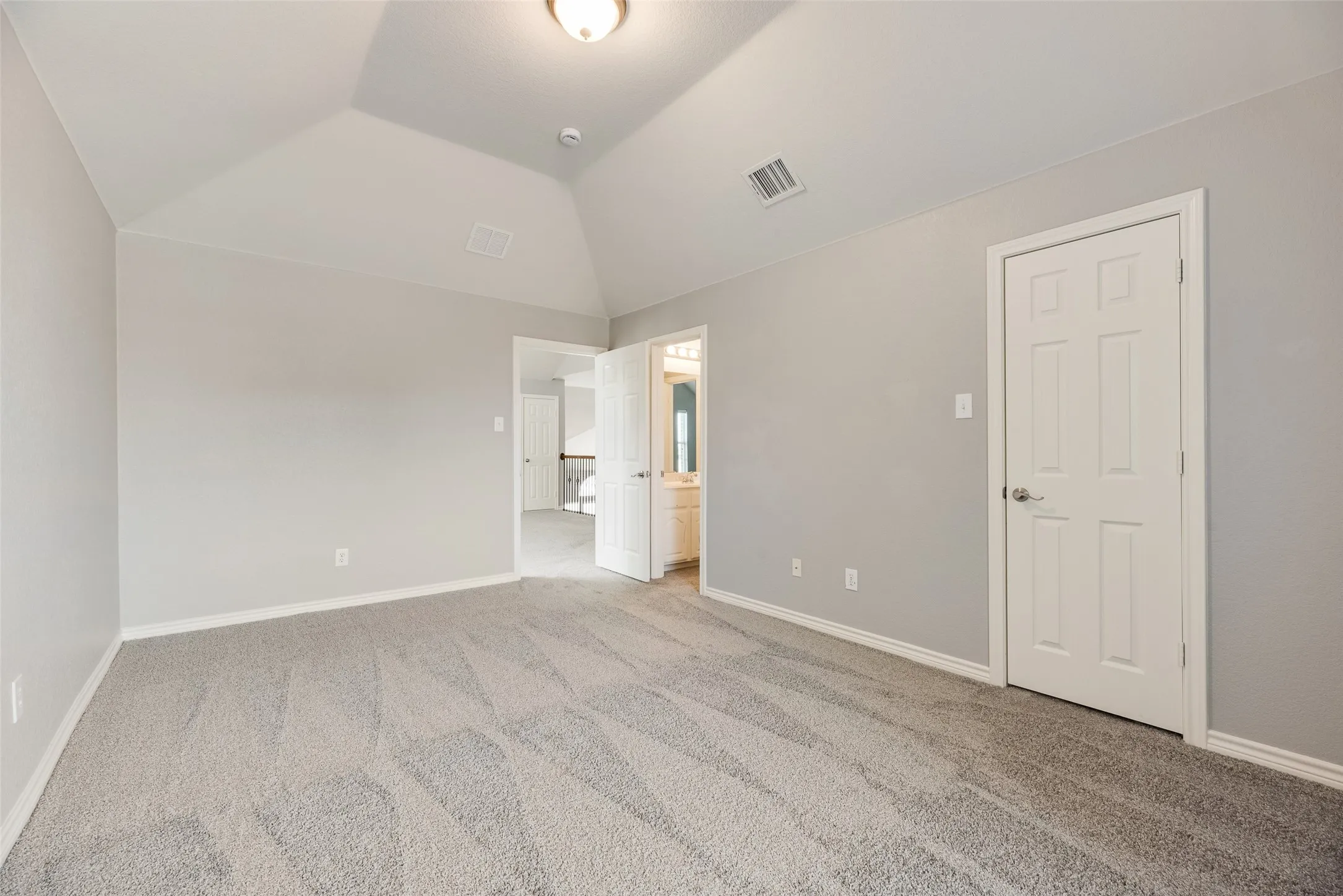 Single Family Residence For Sale in Collin County , 213 Palomino Court, Celina, Texas 75009, 5 Bedrooms, 4 Bathrooms, 3 Garage spaces, 3,402 Sqft, built in 2007, Preowned, Price $560,000, mls#21242829, Real Estate Agent in Celina, Homes For Sale in Collin county, Homes For Sale in Celina, Realtor in Celina Texas, Real Estate Brokerage Independent Realty Texas, Luminita Cordes Realtor