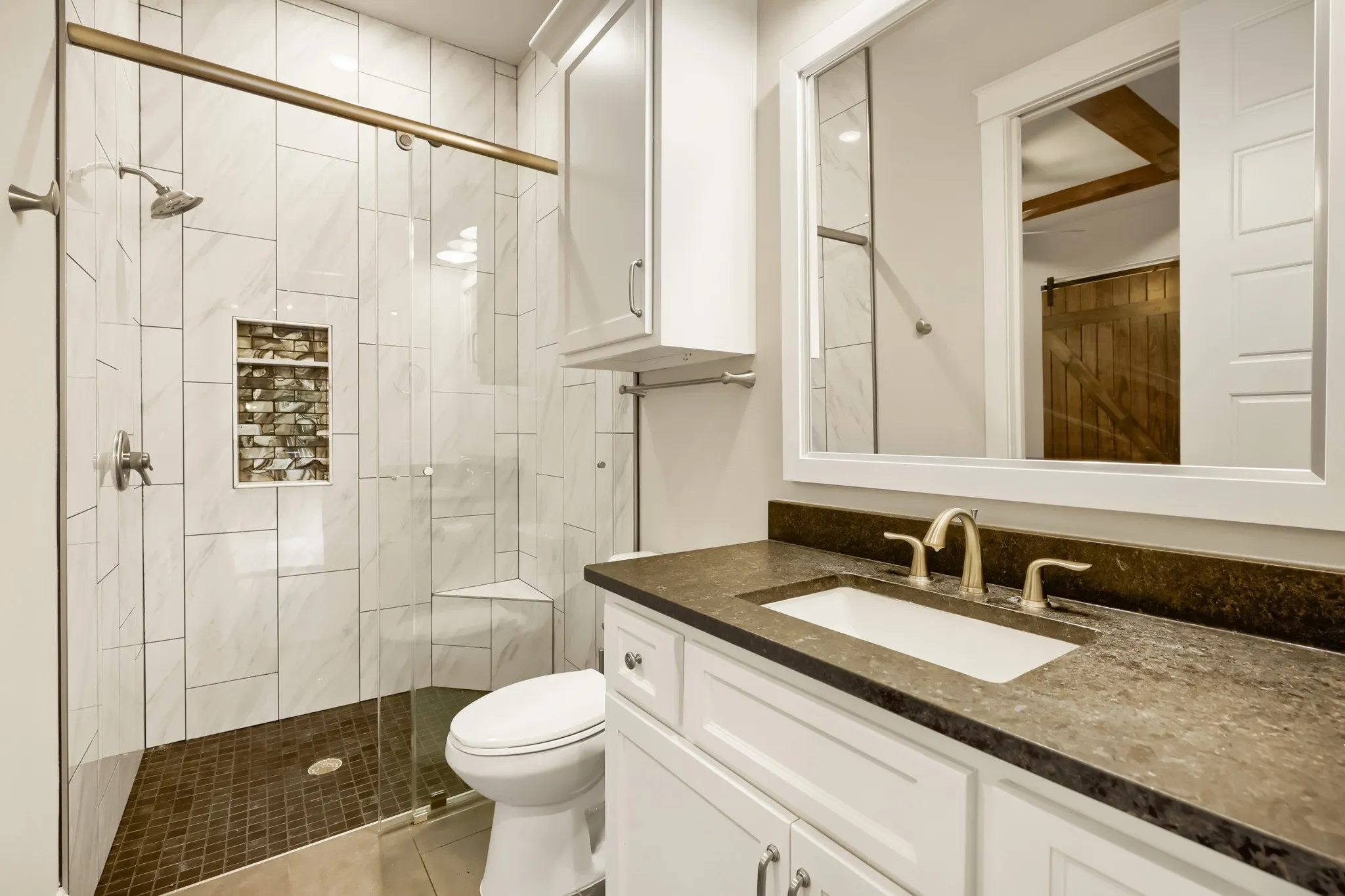 Single Family Residence For Sale in Denton County , 3797 Kayewood Drive, Little Elm, Texas 75068, 4 Bedroom, 5 Bathroom, 3 Garage spaces, 3,985 Sqft, built in 2017, Preowned, mls#21238371, Real Estate Agent in Little Elm, Homes For Sale in Denton county, Homes For Sale in Little Elm, Realtor in Little Elm Texas, Real Estate Brokerage Independent Realty Texas, Luminita Cordes Realtor