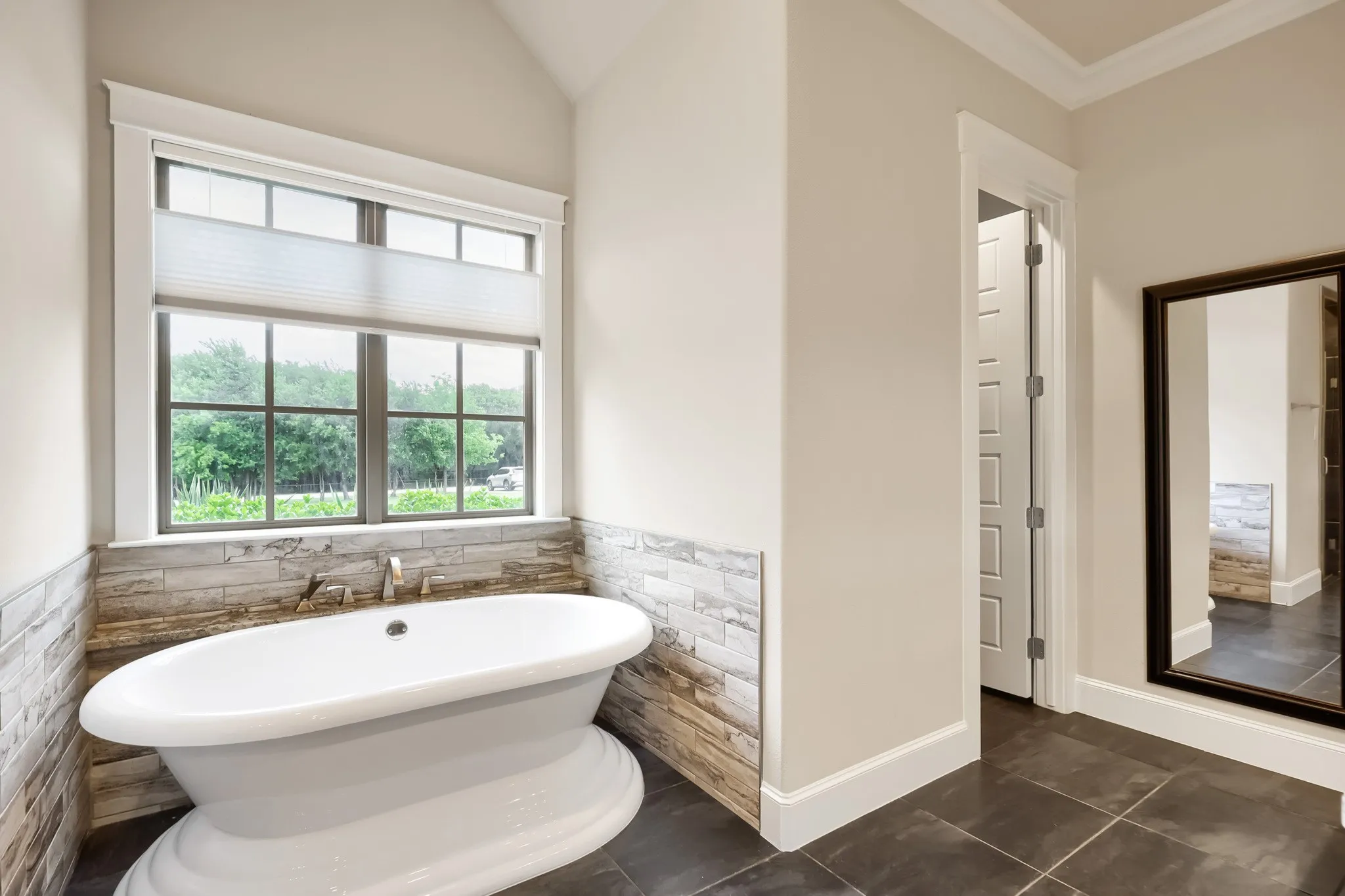 Single Family Residence For Sale in Denton County , 3797 Kayewood Drive, Little Elm, Texas 75068, 4 Bedroom, 5 Bathroom, 3 Garage spaces, 3,985 Sqft, built in 2017, Preowned, mls#21238371, Real Estate Agent in Little Elm, Homes For Sale in Denton county, Homes For Sale in Little Elm, Realtor in Little Elm Texas, Real Estate Brokerage Independent Realty Texas, Luminita Cordes Realtor