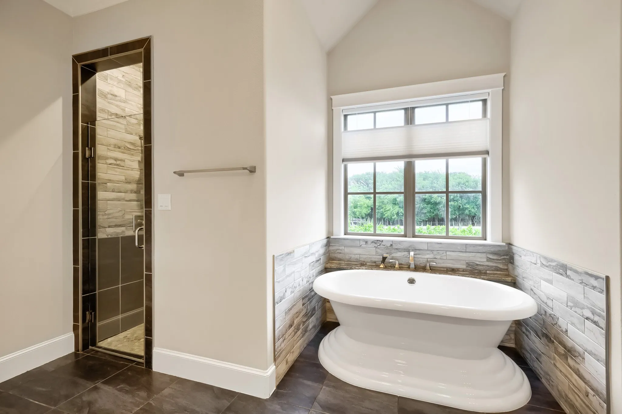 Single Family Residence For Sale in Denton County , 3797 Kayewood Drive, Little Elm, Texas 75068, 4 Bedroom, 5 Bathroom, 3 Garage spaces, 3,985 Sqft, built in 2017, Preowned, mls#21238371, Real Estate Agent in Little Elm, Homes For Sale in Denton county, Homes For Sale in Little Elm, Realtor in Little Elm Texas, Real Estate Brokerage Independent Realty Texas, Luminita Cordes Realtor