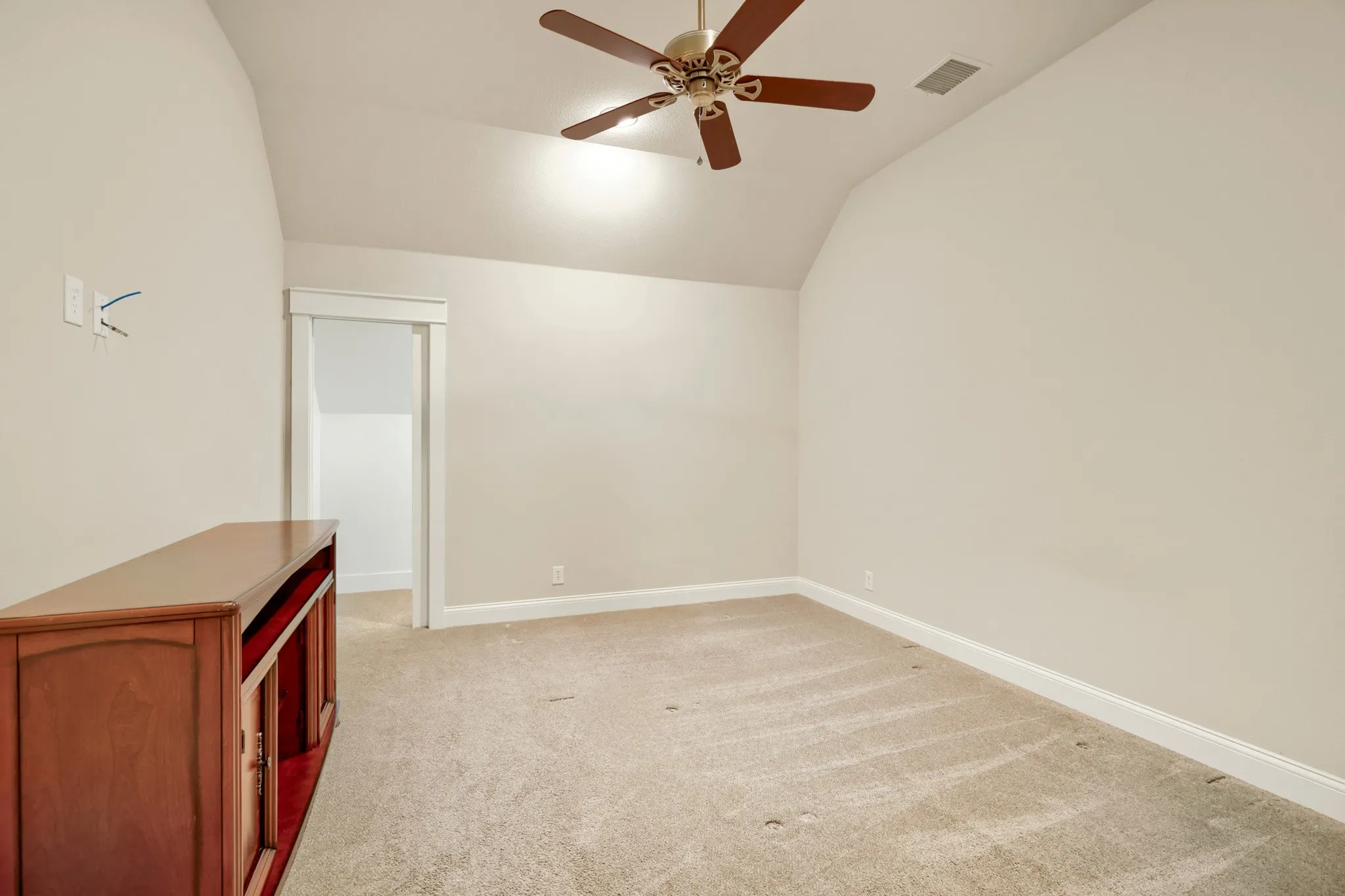 Single Family Residence For Sale in Denton County , 3797 Kayewood Drive, Little Elm, Texas 75068, 4 Bedroom, 5 Bathroom, 3 Garage spaces, 3,985 Sqft, built in 2017, Preowned, mls#21238371, Real Estate Agent in Little Elm, Homes For Sale in Denton county, Homes For Sale in Little Elm, Realtor in Little Elm Texas, Real Estate Brokerage Independent Realty Texas, Luminita Cordes Realtor