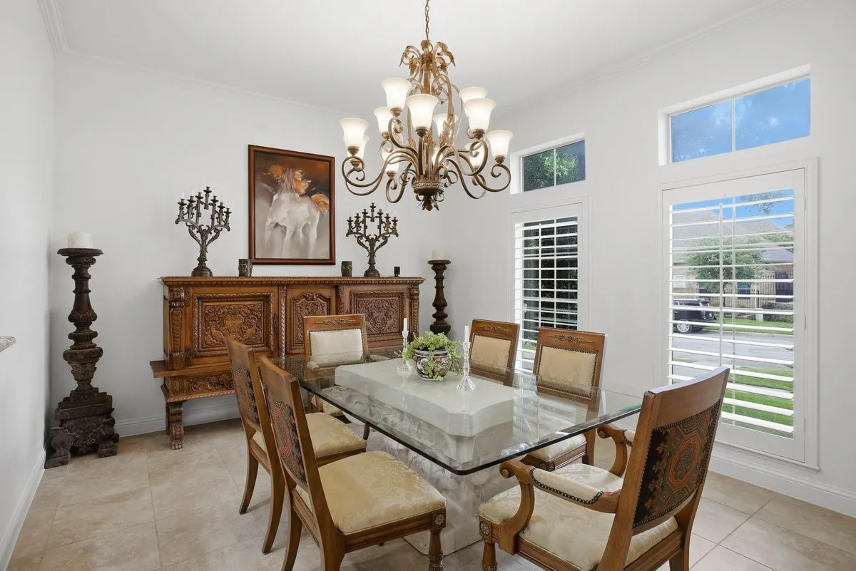 Townhouse For Sale in Tarrant County , 5026 Pershing Avenue, Fort Worth, Texas 76107, 2 Bedroom, 3 Bathroom, 1 Garage spaces, 2,320 Sqft, built in 2011, Preowned, mls#21242581, Real Estate Agent in Fort Worth, Homes For Sale in Tarrant county, Homes For Sale in Fort Worth, Realtor in Fort Worth Texas, Real Estate Brokerage Independent Realty Texas, Luminita Cordes Realtor