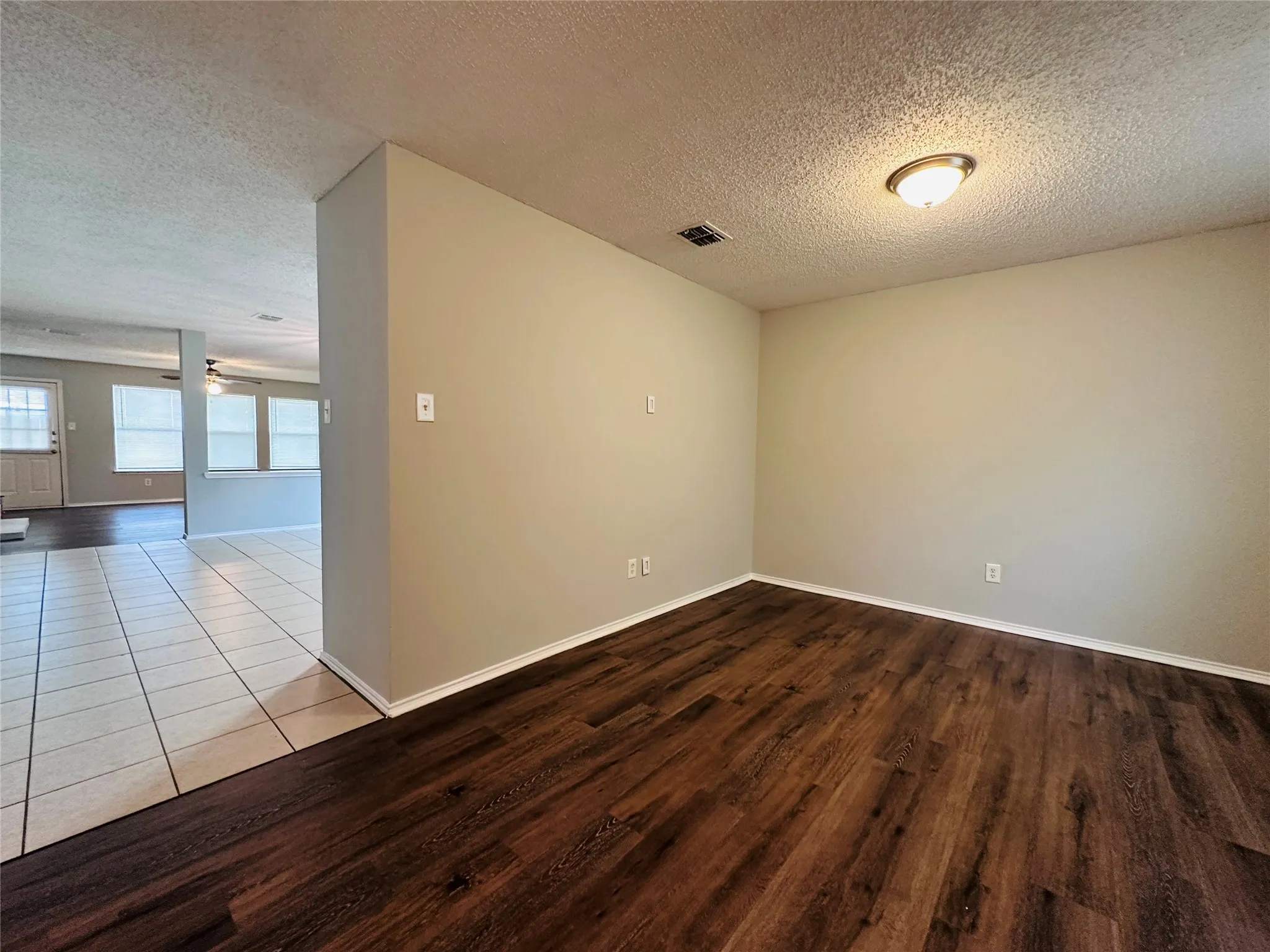 Single Family Residence For Sale in Dallas County , 2463 Marimont Lane, Lancaster, Texas 75134, 3 Bedroom, 2 Bathroom, 2 Garage spaces, 1,660 Sqft, built in 2001, mls#21242861, Real Estate Agent in Lancaster, Homes For Sale in Dallas county, Homes For Sale in Lancaster, Realtor in Lancaster Texas, Real Estate Brokerage Independent Realty Texas, Luminita Cordes Realtor