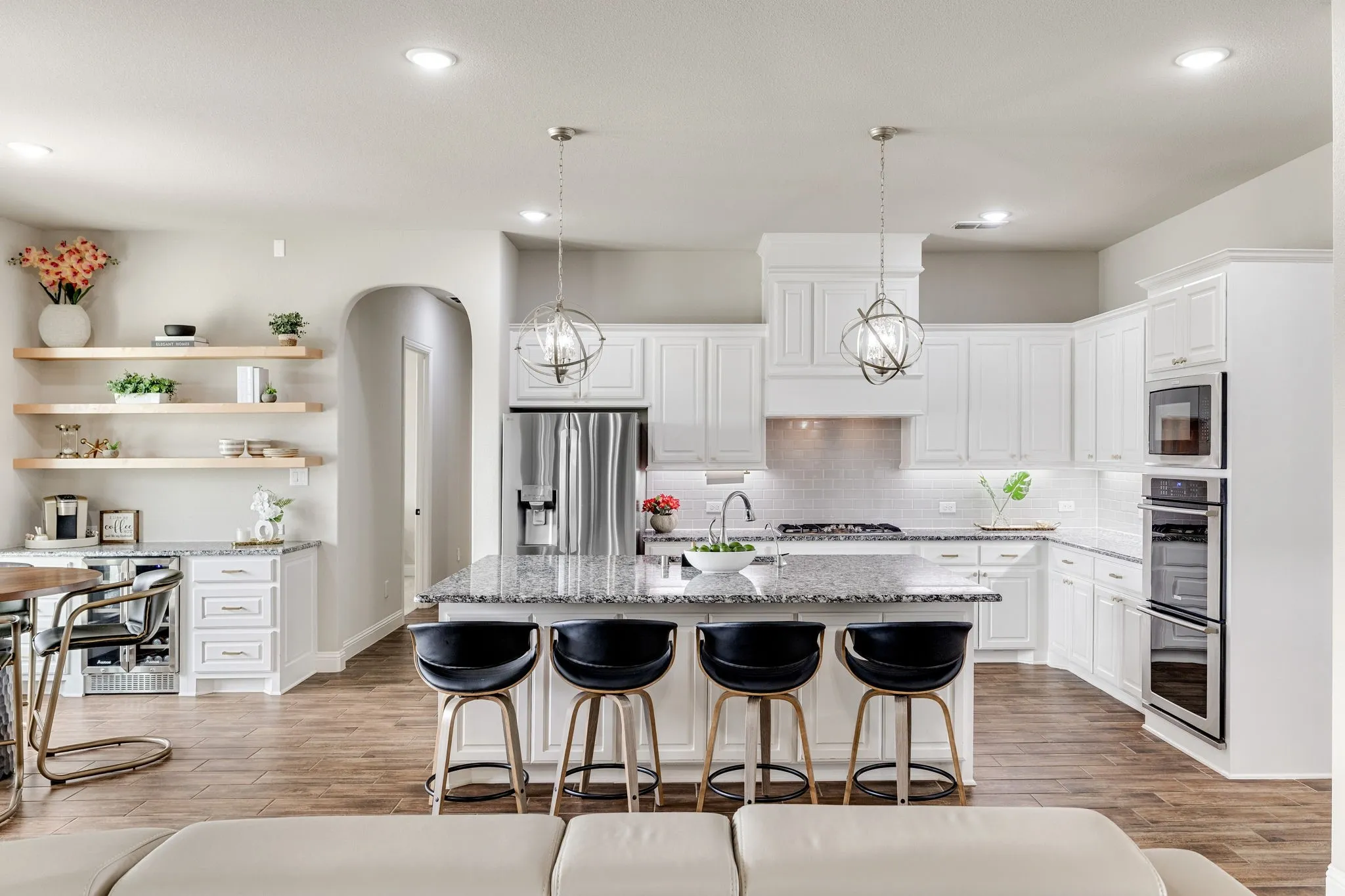 Single Family Residence For Sale in Denton County , 1449 Flanagan Farm Drive, Northlake, Texas 76226, 4 Bedroom, 5 Bathroom, 3 Garage spaces, 3,641 Sqft, built in 2017, Preowned, mls#21243319, Real Estate Agent in Northlake, Homes For Sale in Denton county, Homes For Sale in Northlake, Realtor in Northlake Texas, Real Estate Brokerage Independent Realty Texas, Luminita Cordes Realtor
